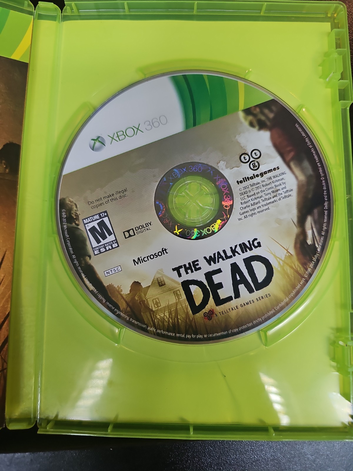 THE WALKING DEAD (XBOX 360) DISC + CVR ART + MANUAL – VERY GOOD