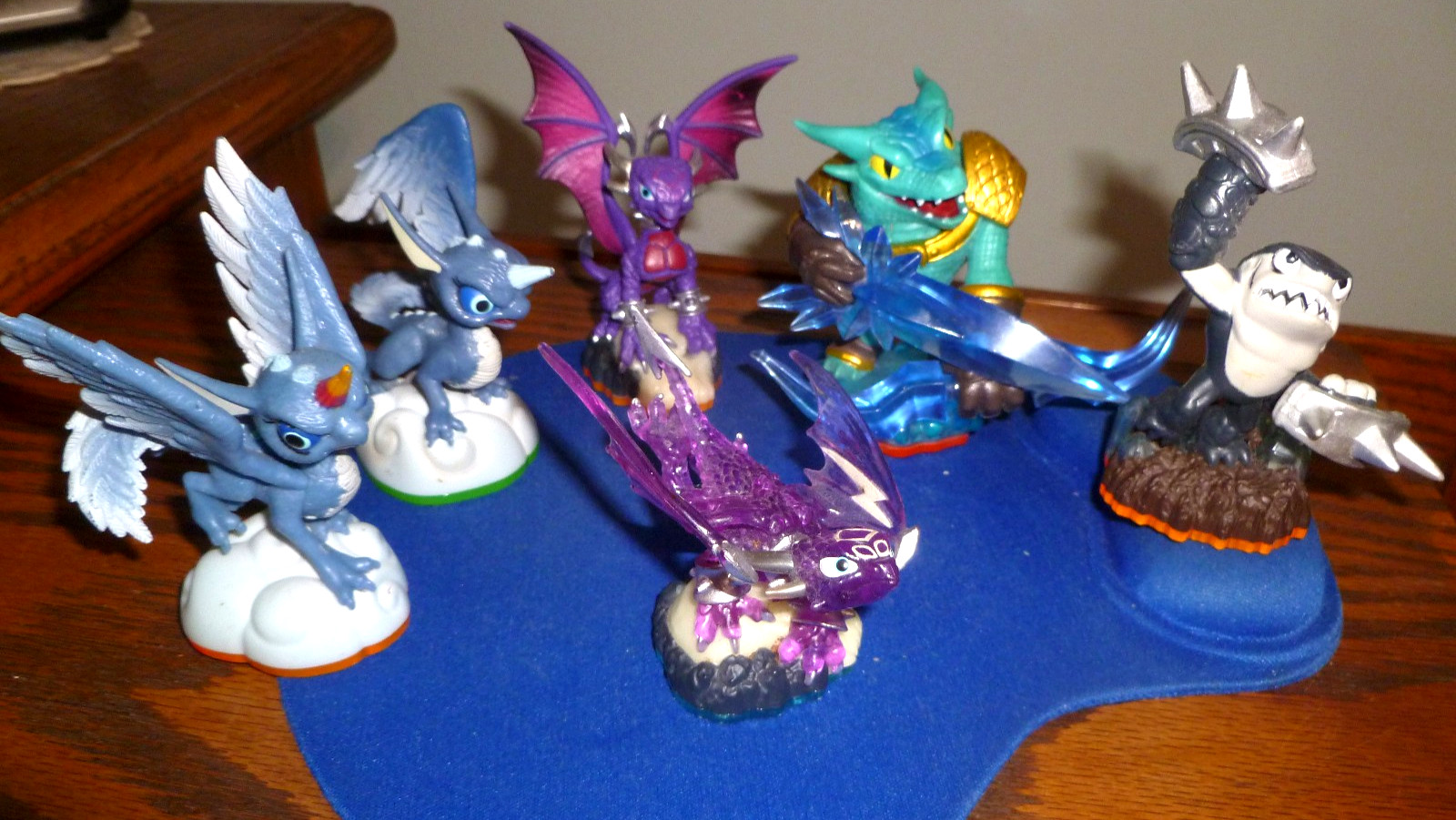 Activision Skylander 6 action figures 2012. Nice selection