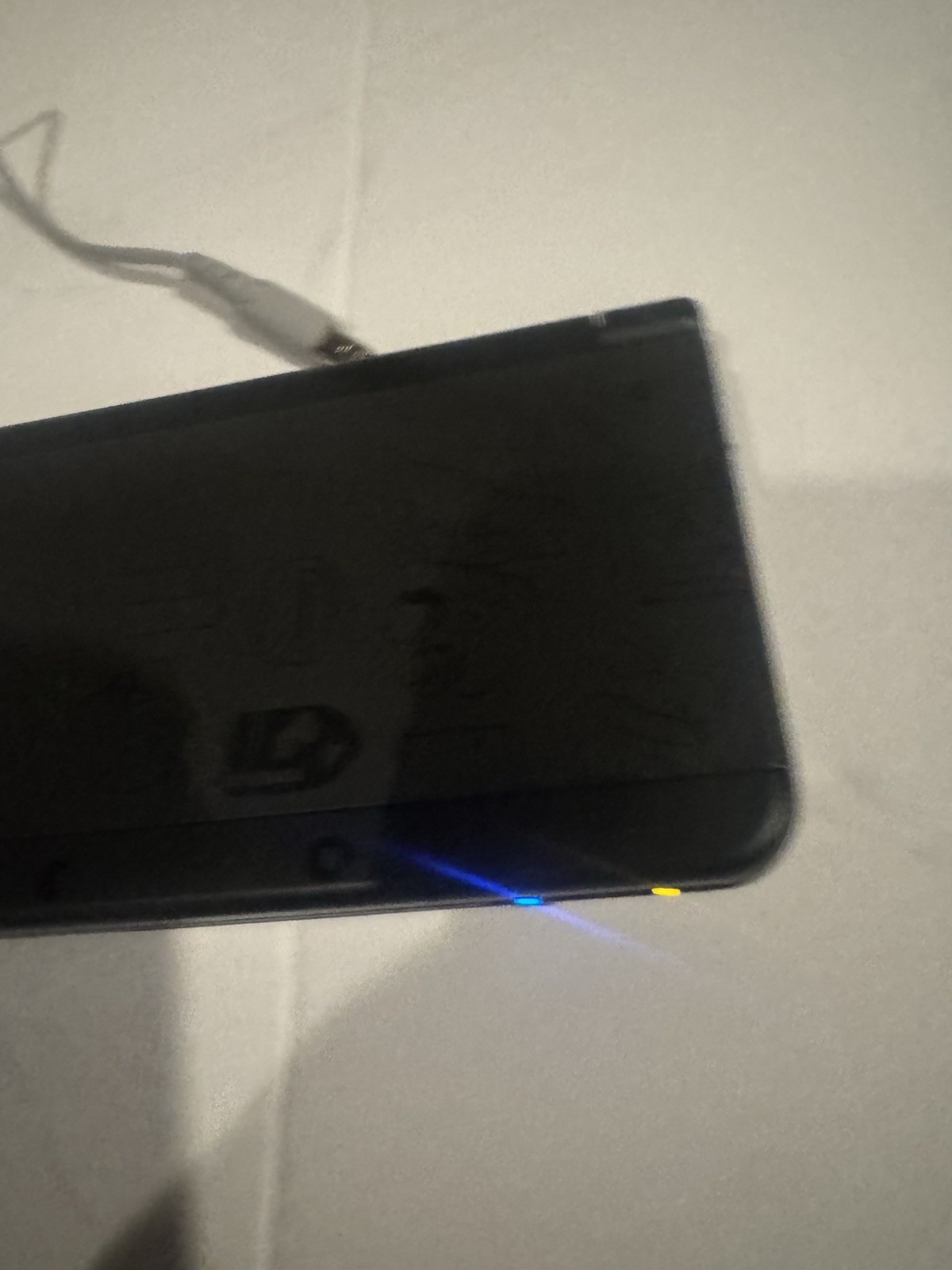 Nintendo 3DS – Original Super Mario Edition (Black Friday) w/charger