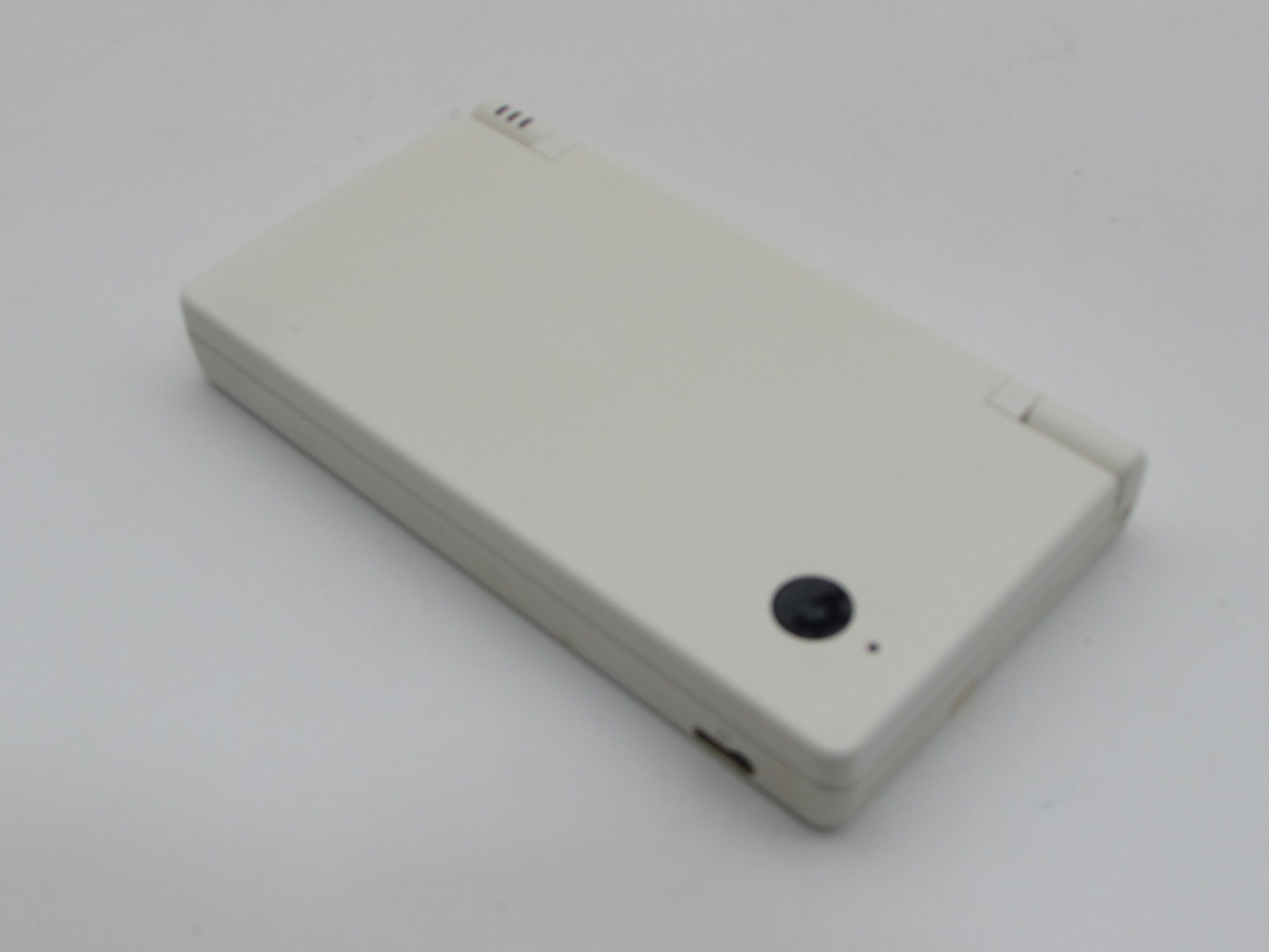 Nintendo DSi White Console JapaneseVersion Tested Working Initialized w/ Charger