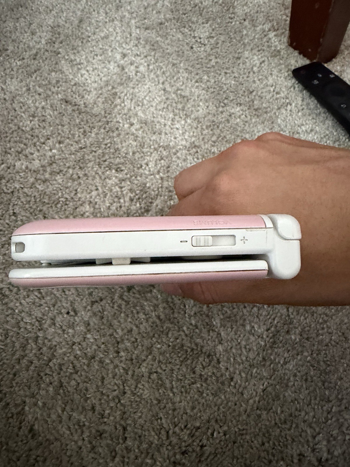 Nintendo 3DS XL Pink/White Handheld System 4GB 3D Wi-Fi w/ Charger