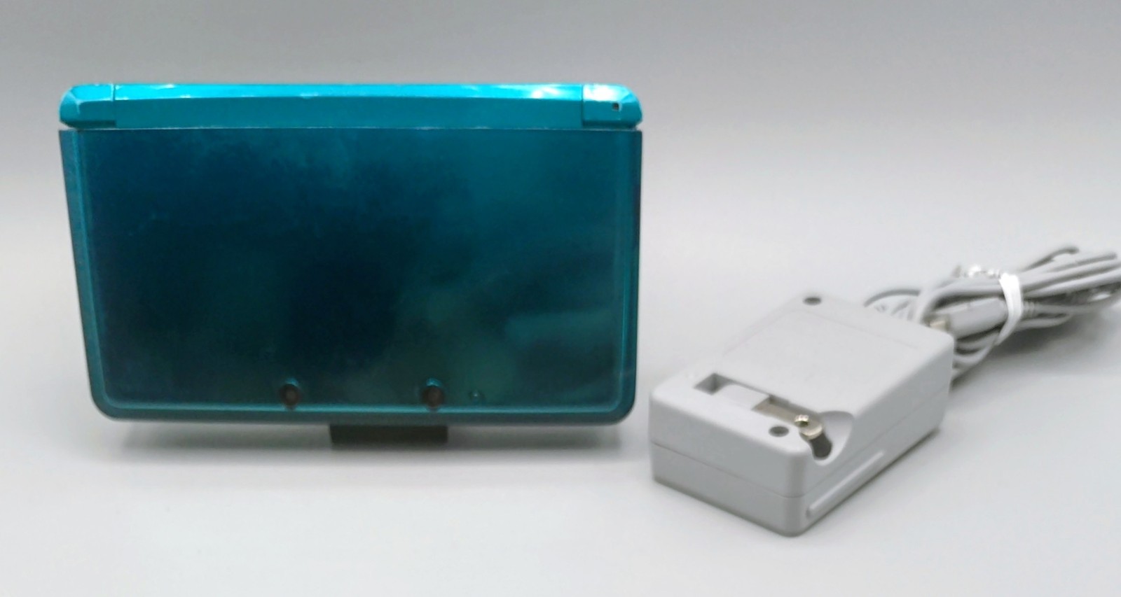 Nintendo 3DS Handheld Game Console Aqua Blue Tested