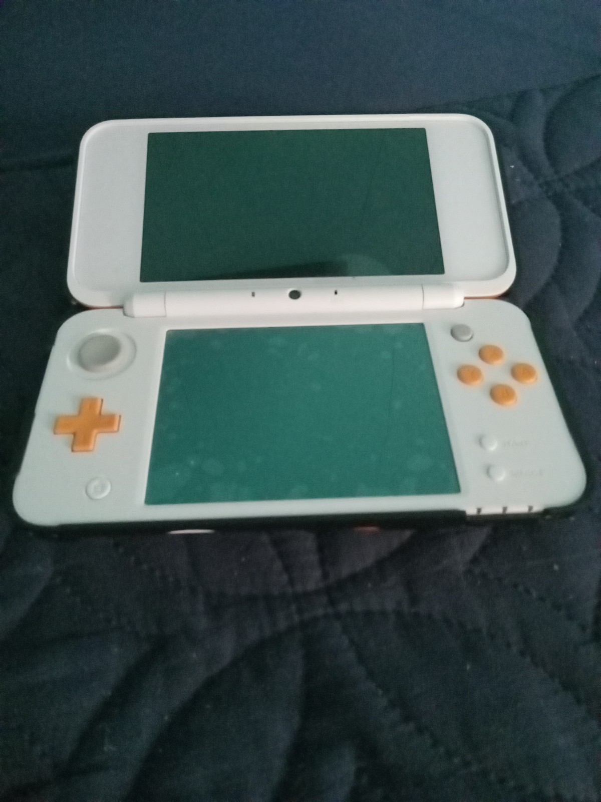 CFW New Nintendo 2ds XL Orange-White W/protector, Charger, Stylus (US Seller)