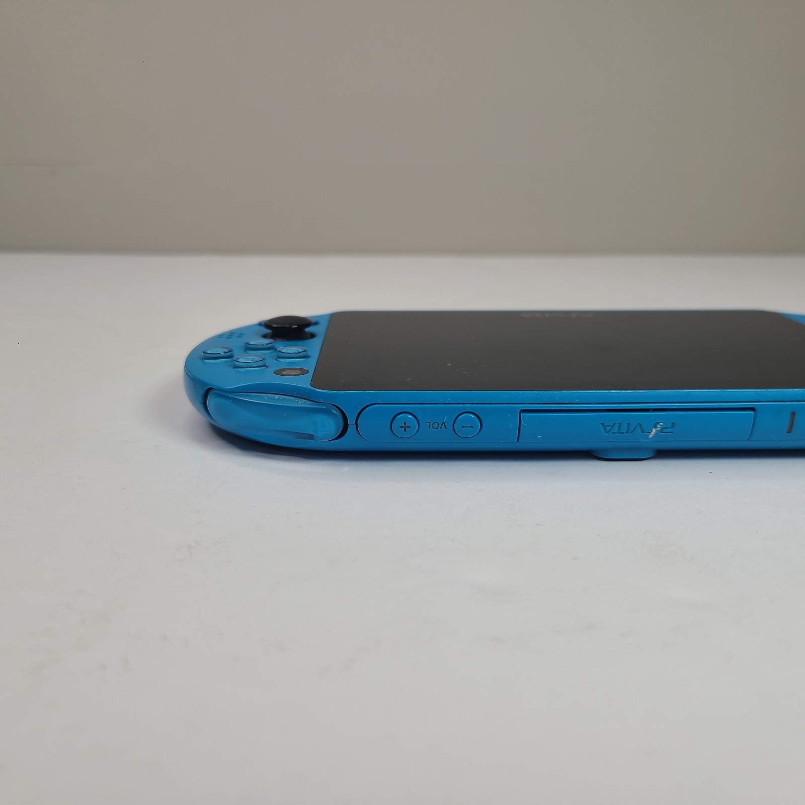 Sony PS Vita PCH 2000 ZA23 Aqua Blue Slim Console W/ LEGO Jurassic World Game