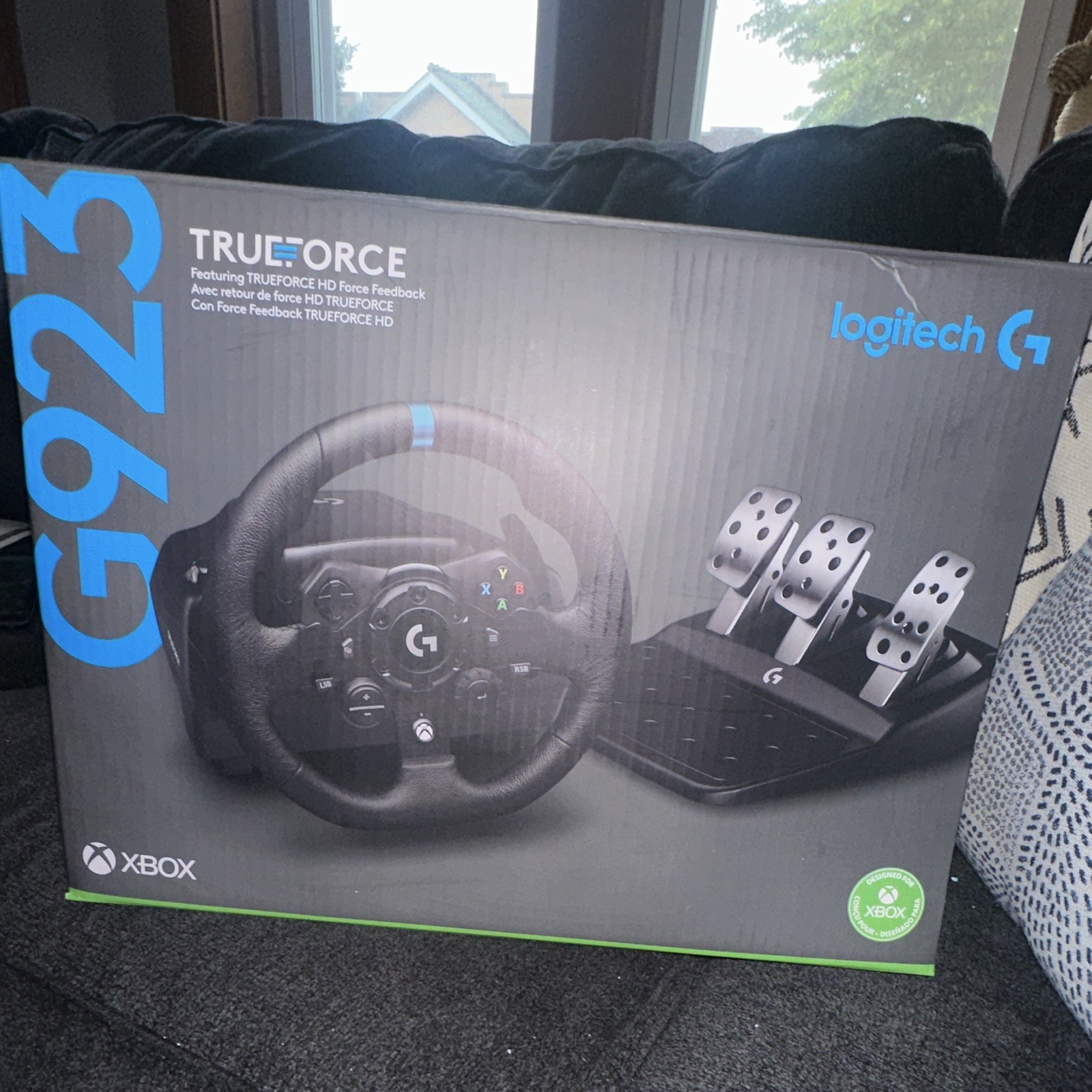 Logitech G923 TRUEFORCE Racing Wheel & Pedals Force Feedback Xbox One PC