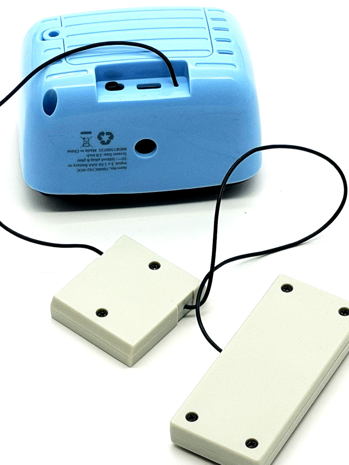 Vivitar Retro Mini Console 200 Games – Tested – Batteries + Tiny Tool Included