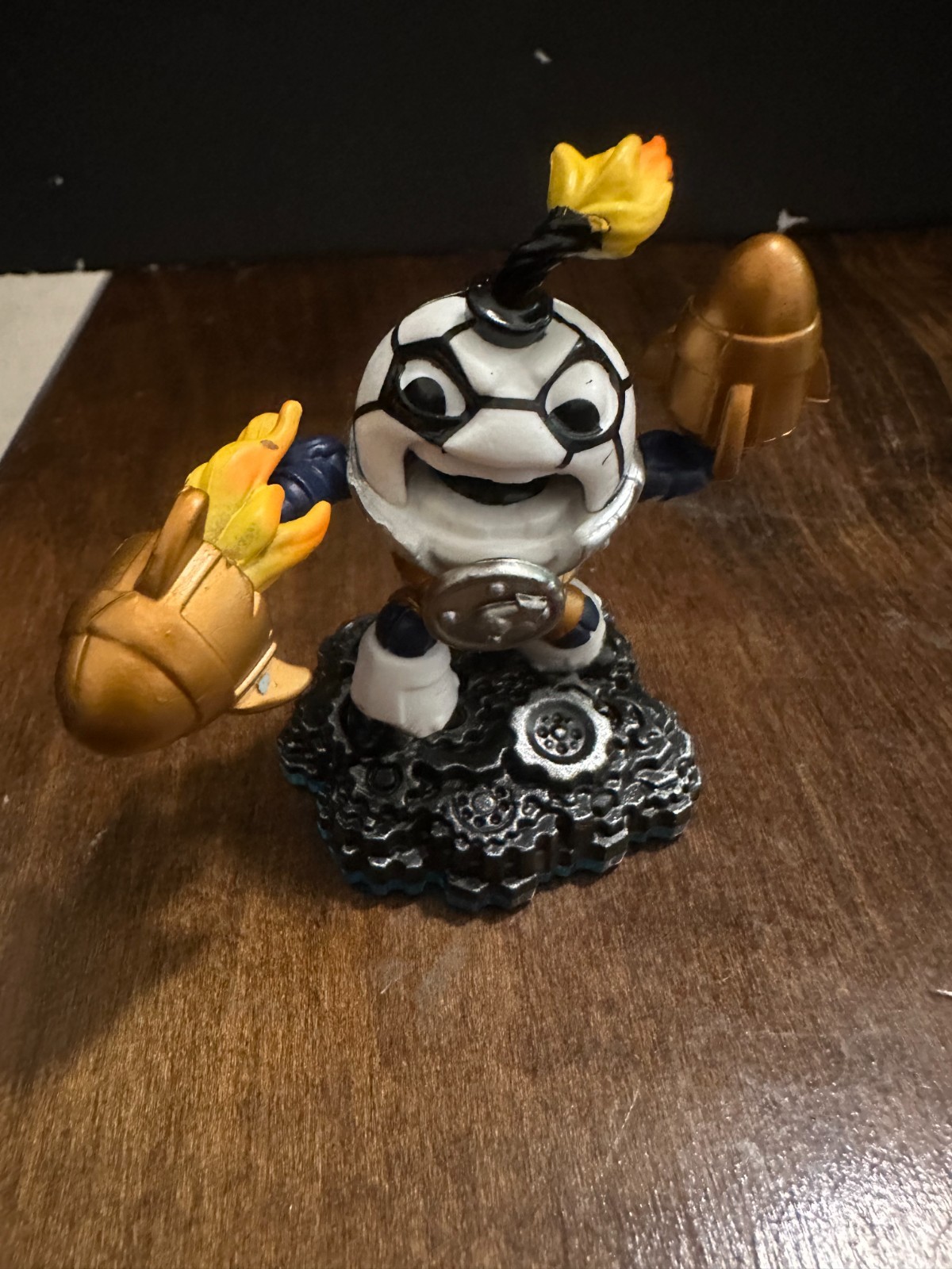 Skylanders swap force assorted Skylanders Phantom Cynder and kickoff countdown