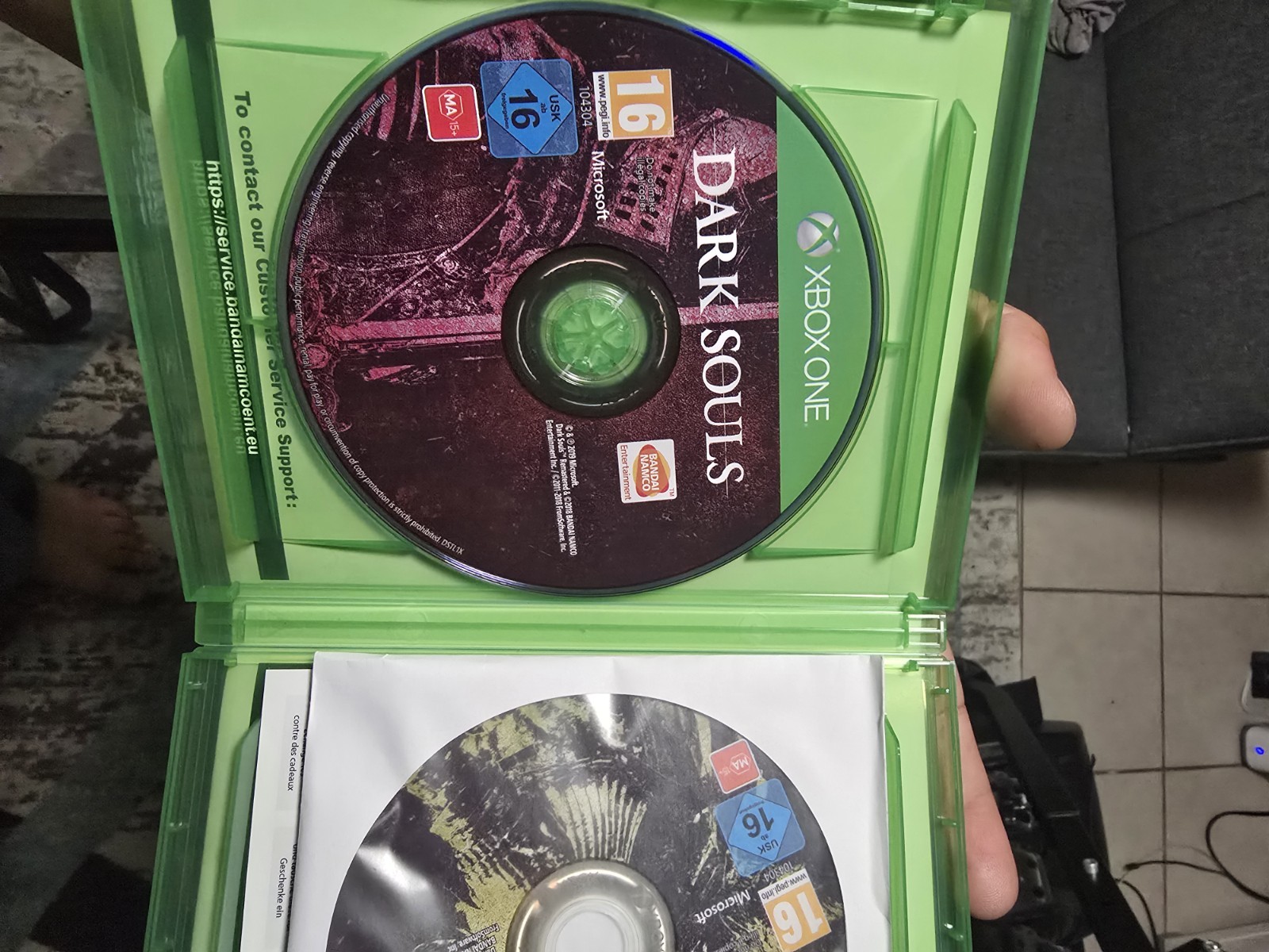 BANDAI NAMCO Dark Souls Trilogy (Xbox One) PAL Multiplayer PEGI 16 Action RPG