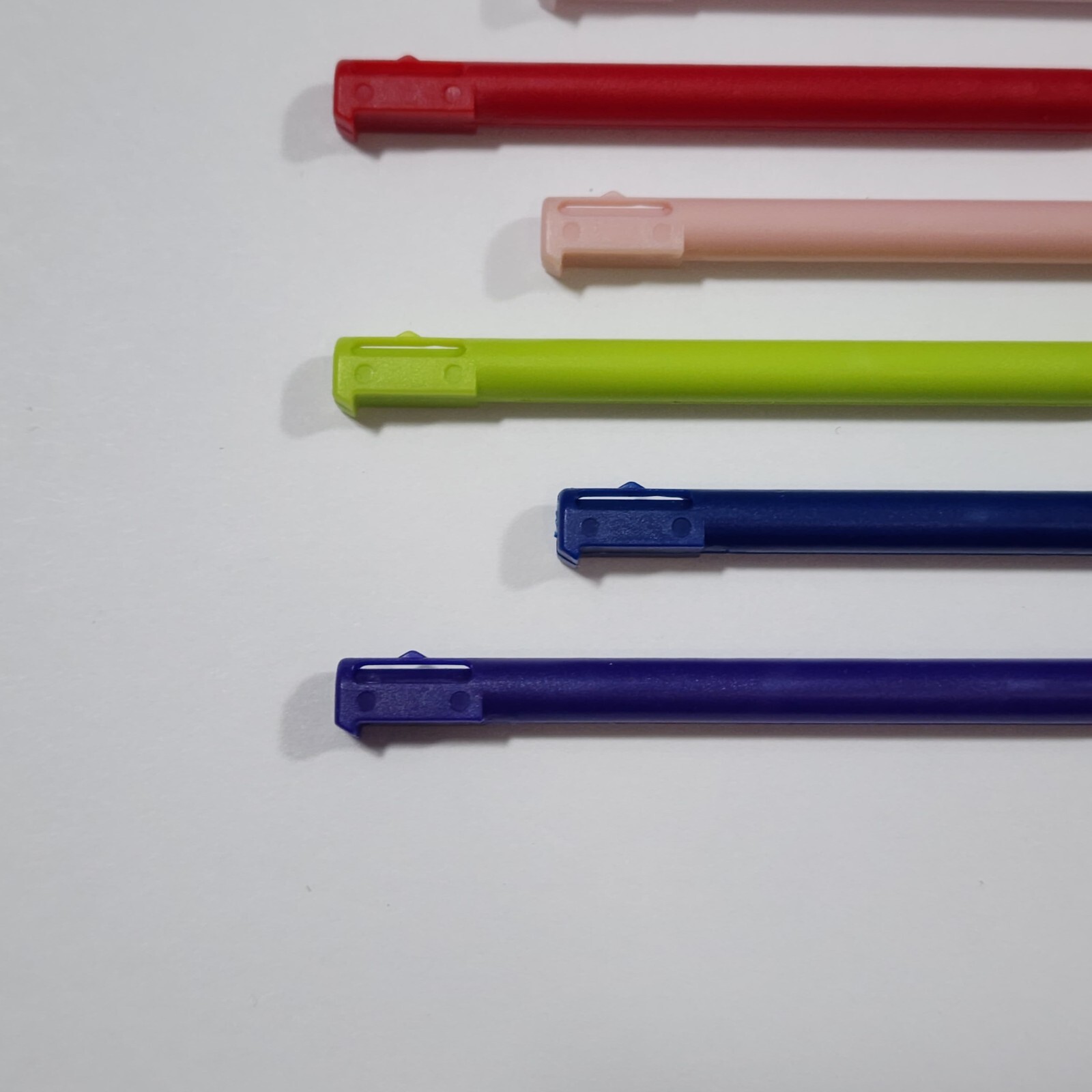 Nintendo 3DS Stylus EXCELLENT, NEW, HIGH QUALITY Choose Color, Buy 2 Get 1 Free