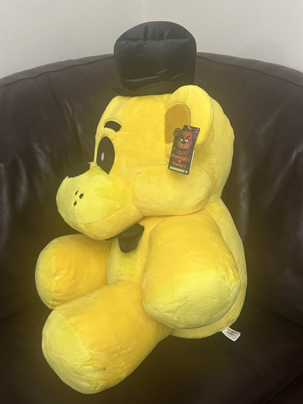 FNAF Jazwares Five Nights at Freddy’s GOLDEN FREDDY 20”Jumbo Plush GameStop