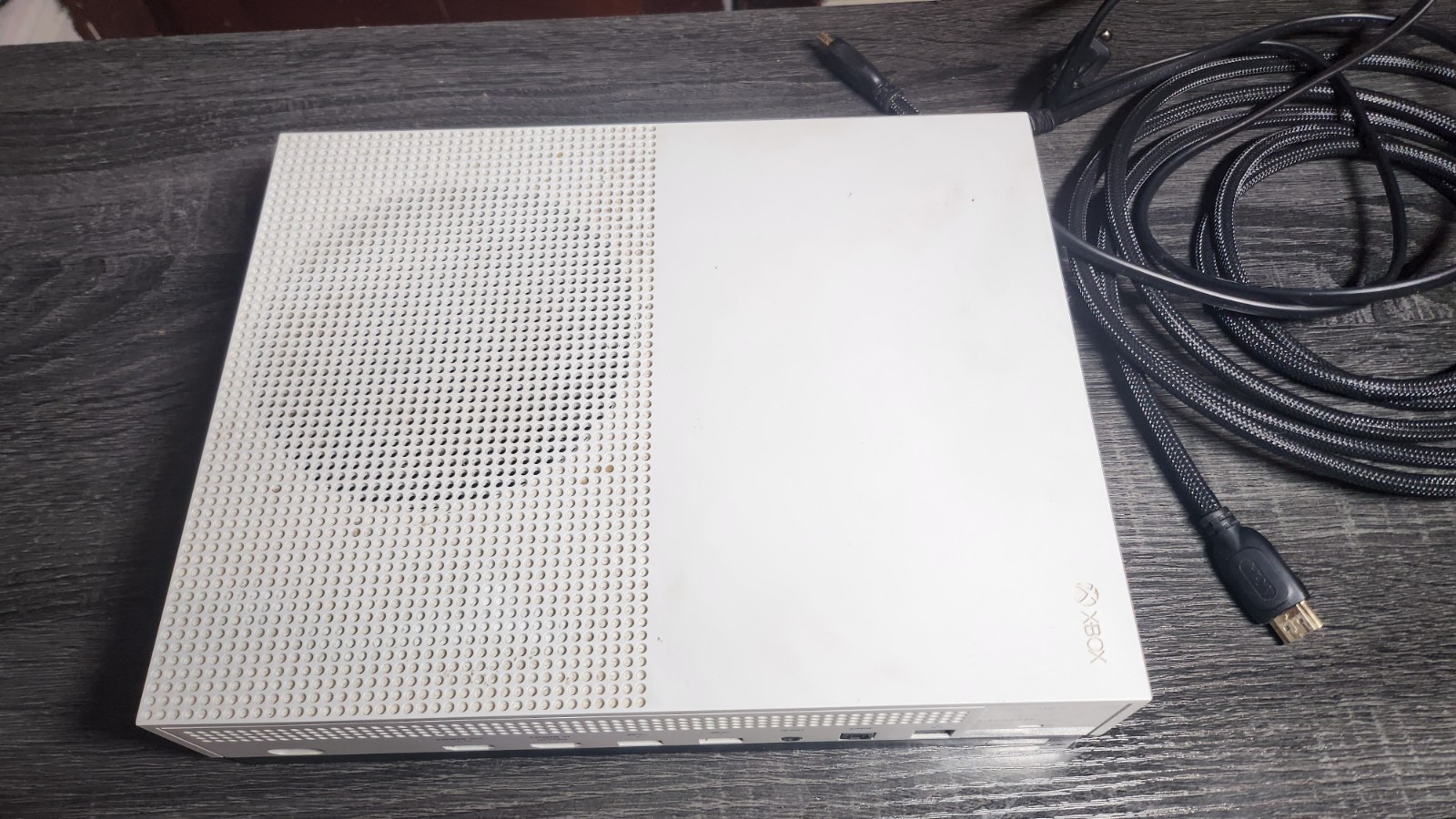 Microsoft Xbox One S 500GB 4K UHD White Console Model 1681 w/ HDMI/Power cable
