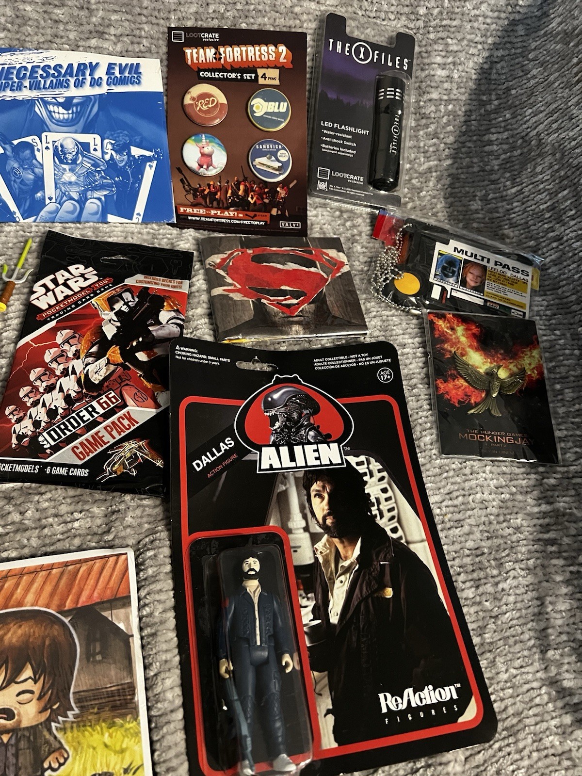 Huge Loot Crate Geek Collectibles Lot 30+Items Harry Potter Star Wars Doctor Who