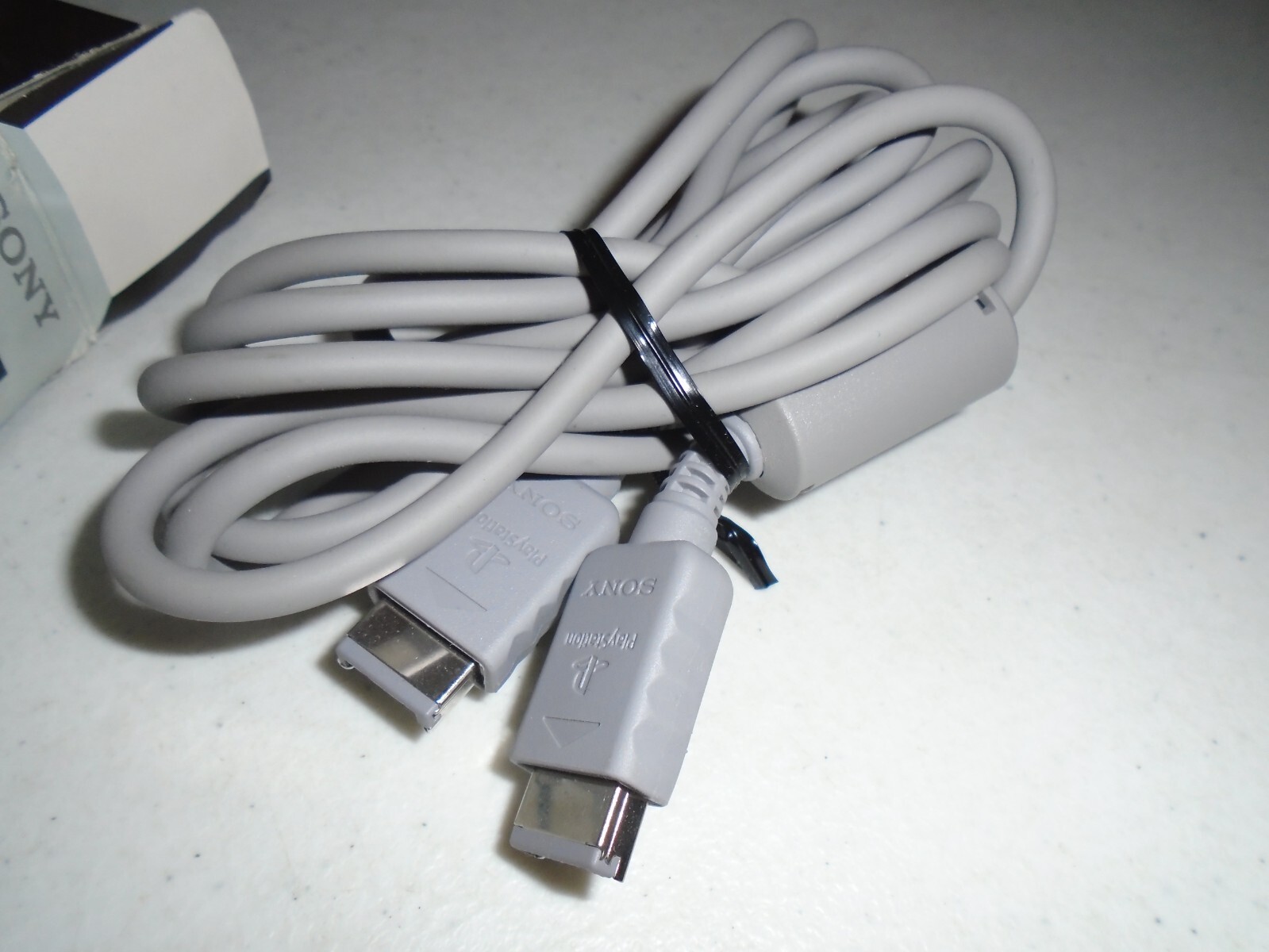Official Sony PS1 to PS1 Link Cable SCPH-1040 with box NTSC USA/CANADA Version