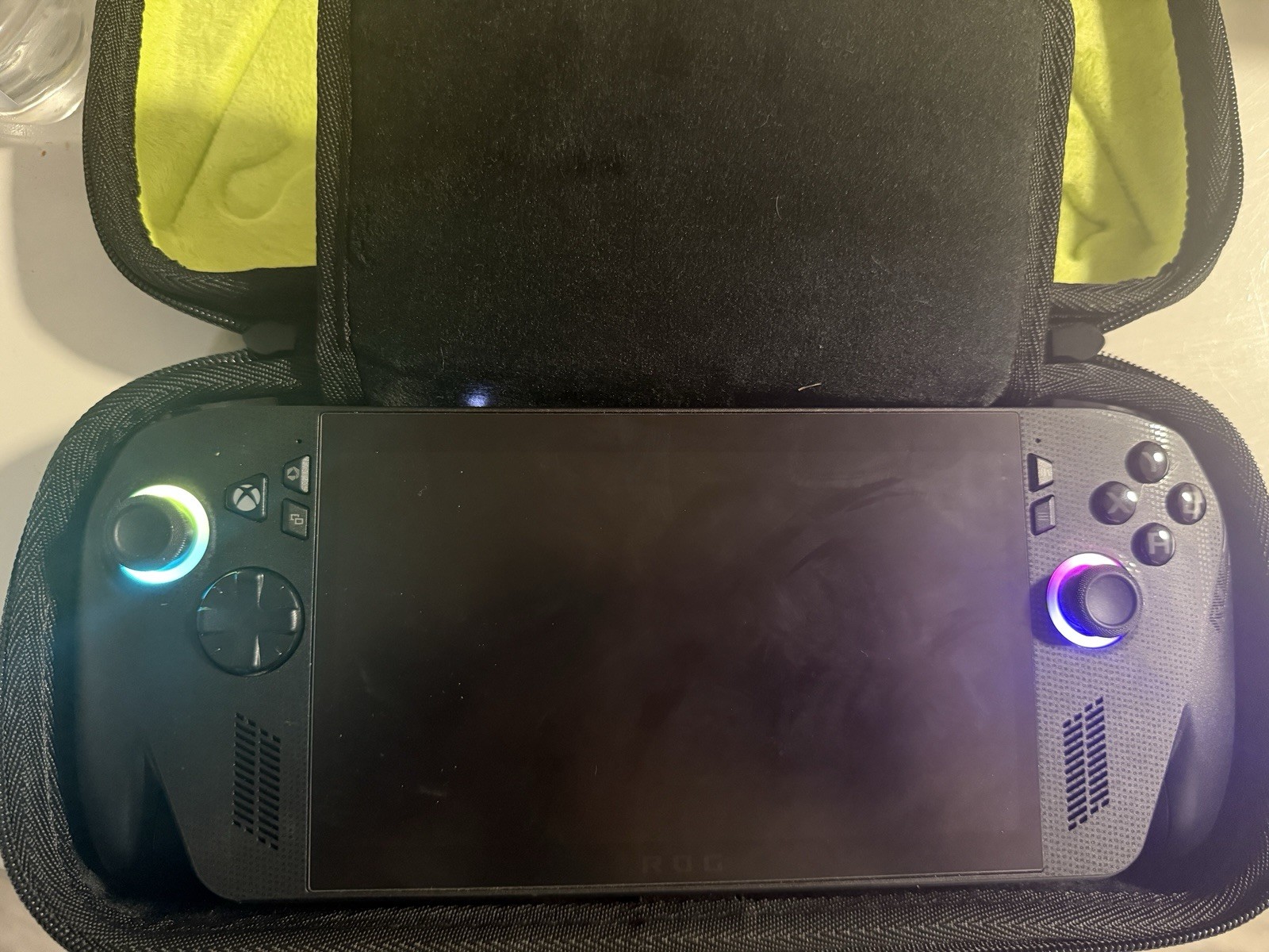 Asus ROG Xbox Ally X 7″ FHD 120Hz Ryzen AI Z2 Xtreme 24GB RAM 1TB SSD AMD Gaming