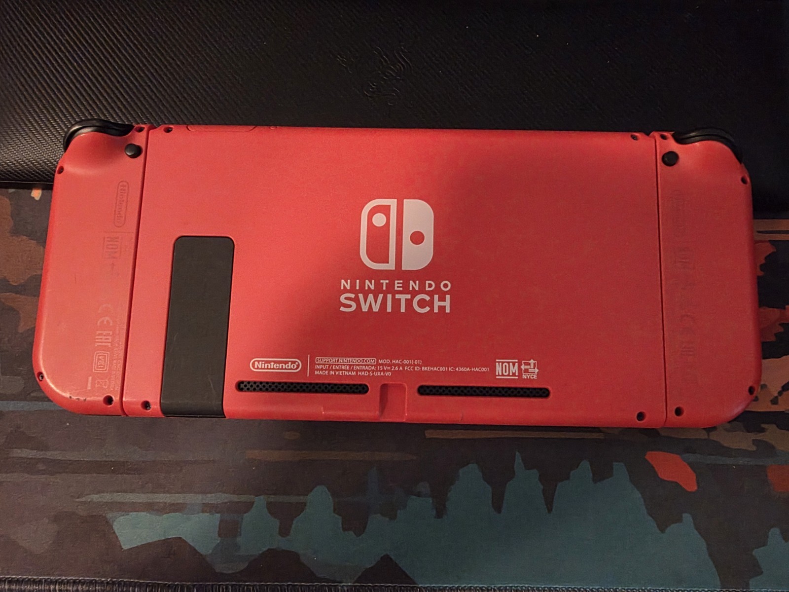 Nintendo Switch Mario Red & Blue Edition – 32GB