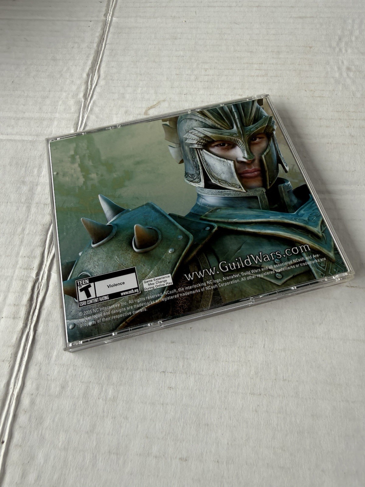 Guild Wars PC Video Game 2005 Jewel Case 2 Discs CD Key