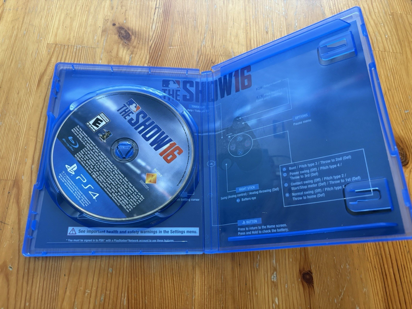 MLB The Show 16 (used) / MLB The Show 17 (new sealed) PS4 BUNDLE PlayStation 4