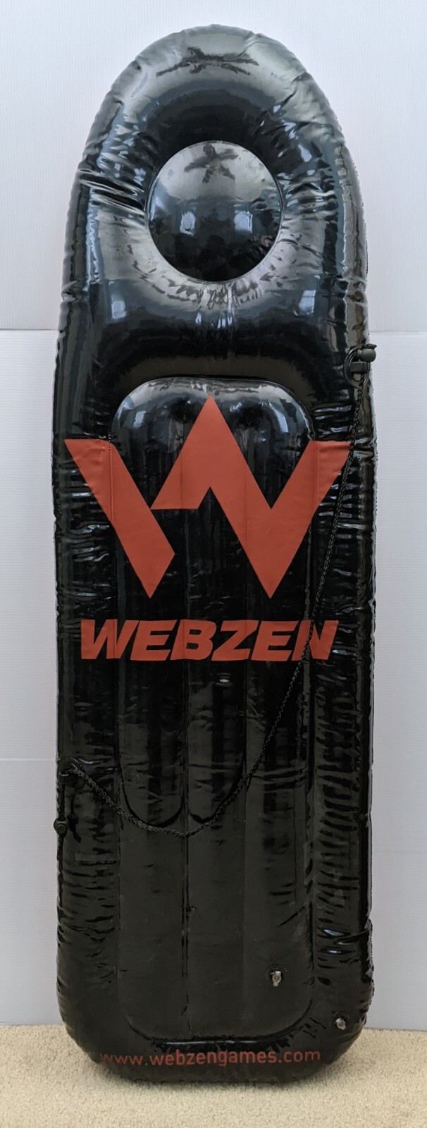 Webzen E3 2006: Pair of Promo Pool Inflatable Single Person Rafts With Strap