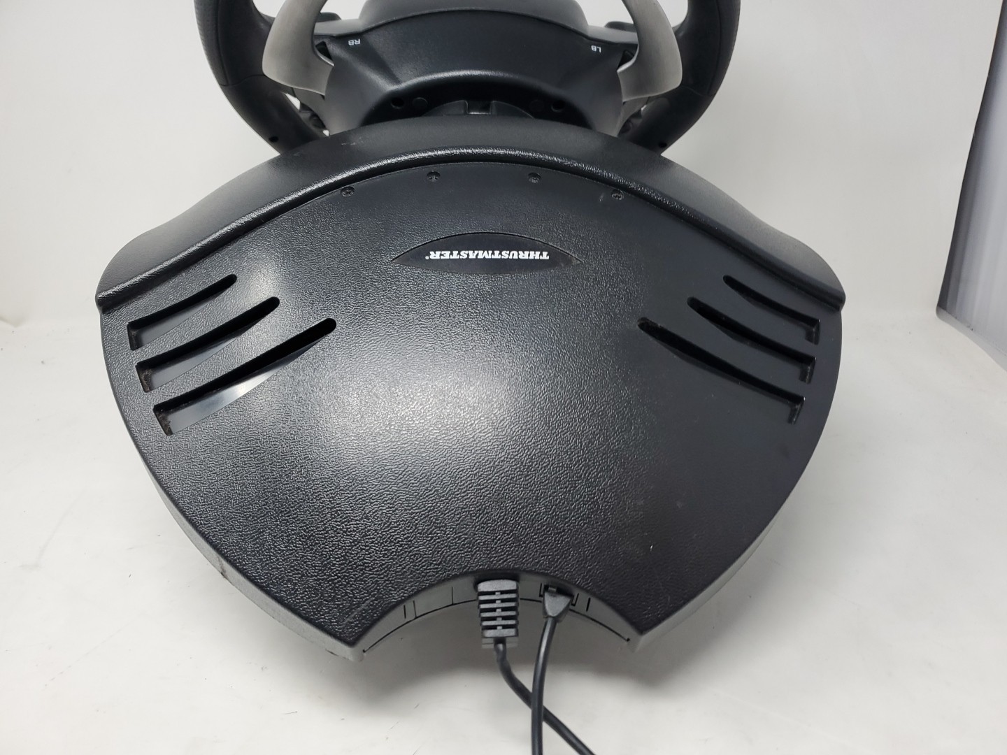Thrustmaster Ferrari 458 Italia Racing Wheel & Pedals Xbox 360 PC