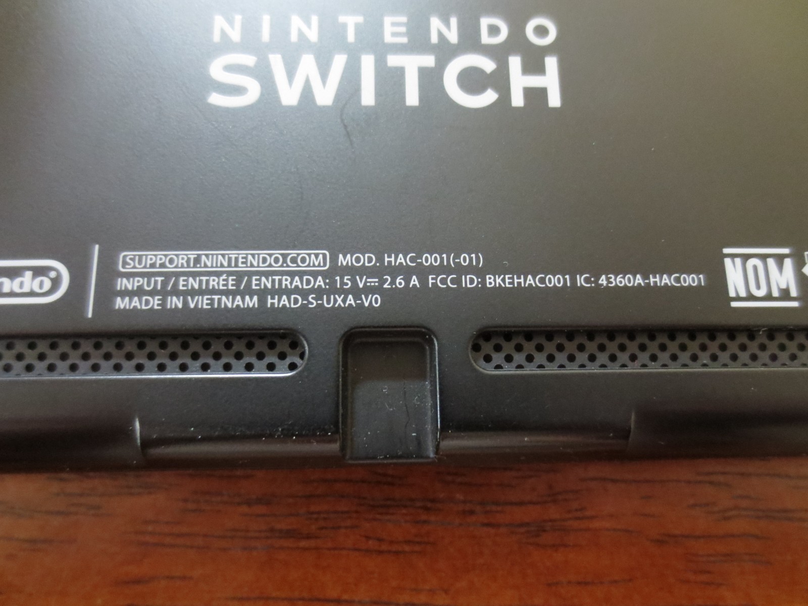 Nintendo Switch HAC-001(01) Console Bundle (Gray Joy-Cons) 128GB + Case