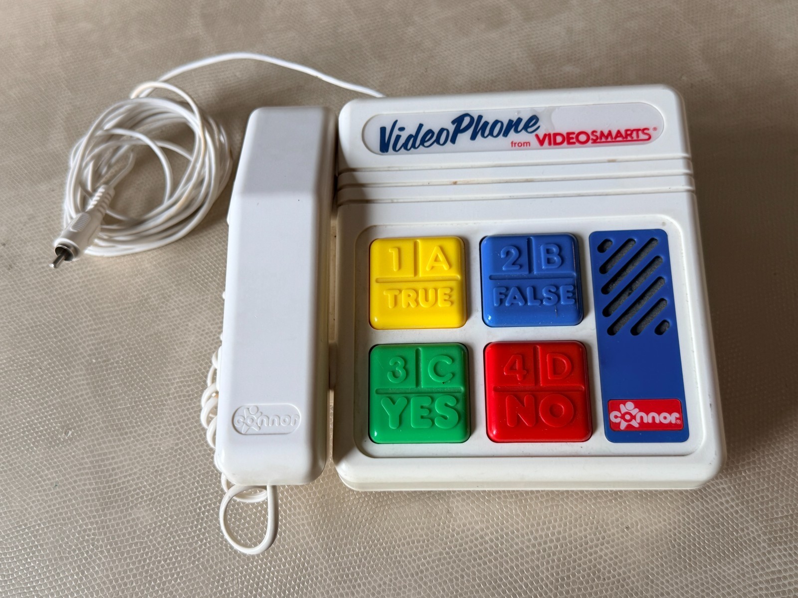 Vintage 1989 Connor Toy Video Phone from Videosmarts with 5 VHS Tapes – UNTESTED