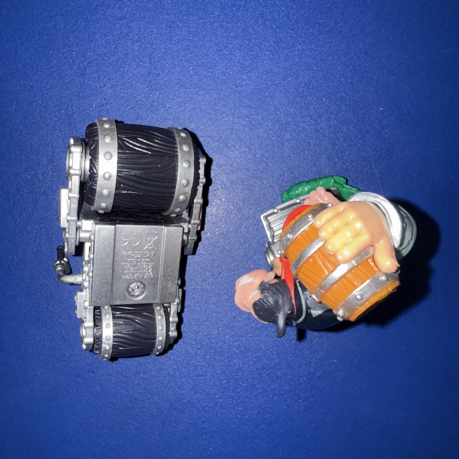 Dark Donkey Kong + Dark Barrel blaster Skylander / Amiibo