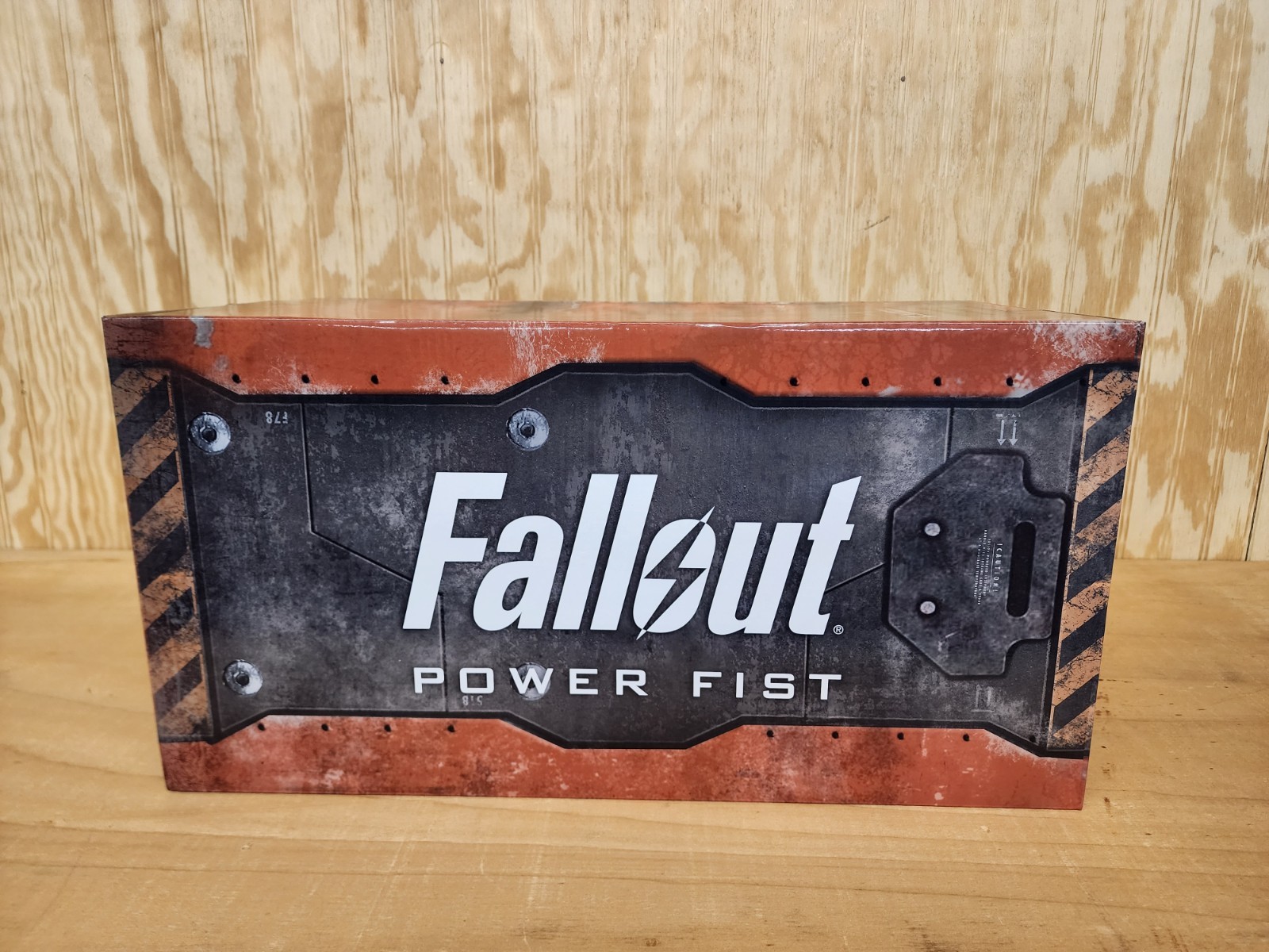 Fallout Replica Power Fist Chronicle Collectibles NIB