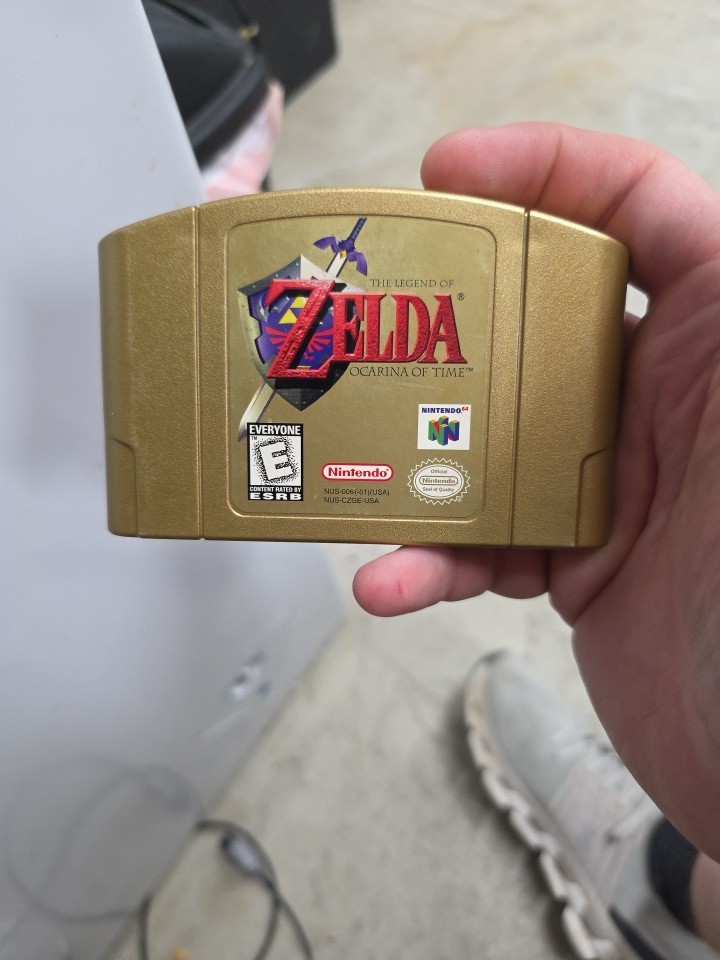 Authentic The Legend of Zelda Ocarina of Time Collectors Edition N64 TESTED
