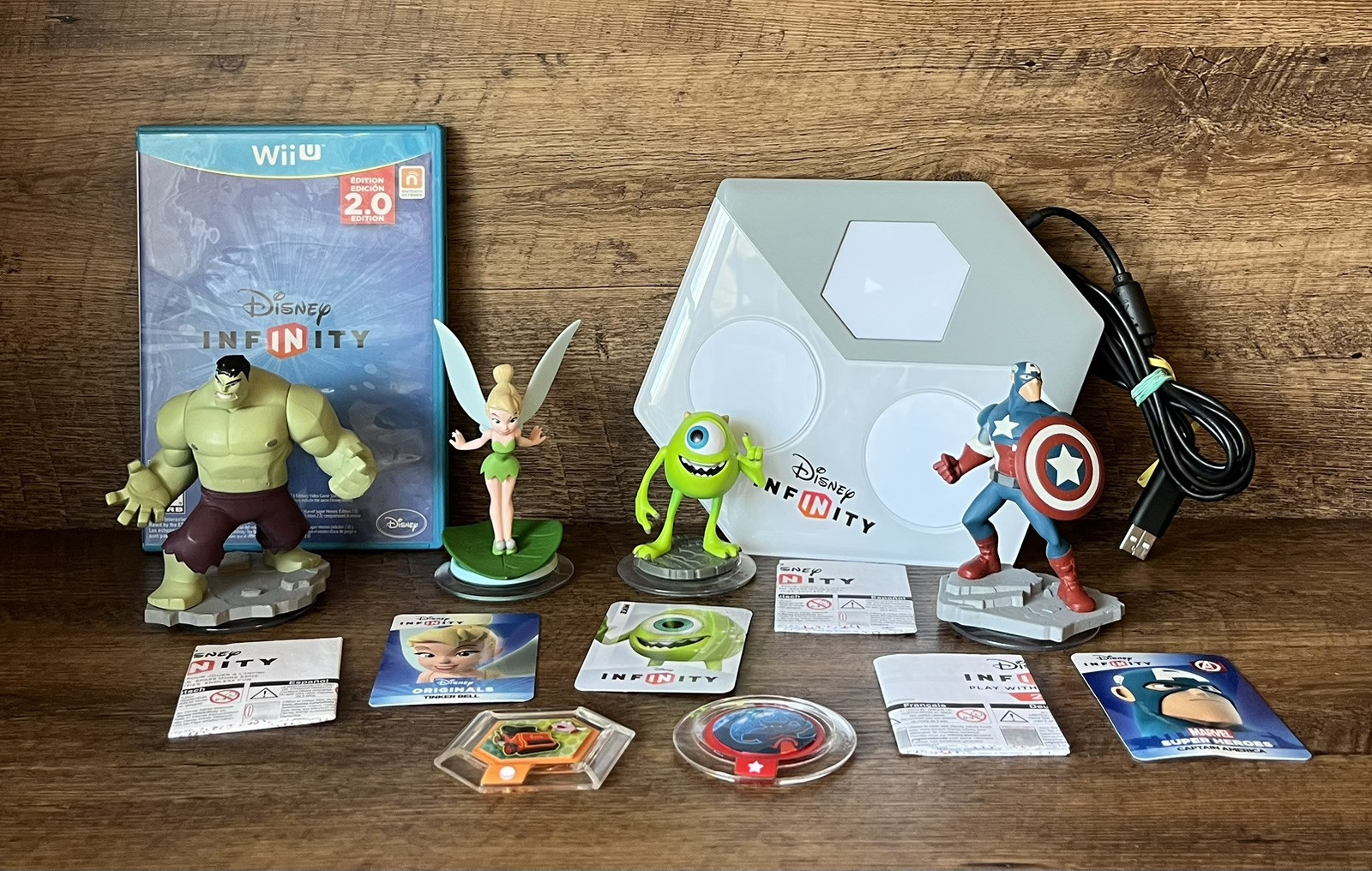 WIIU Disney Infinity Bundle Hulk Tinkerbell Captain America Figures With Base