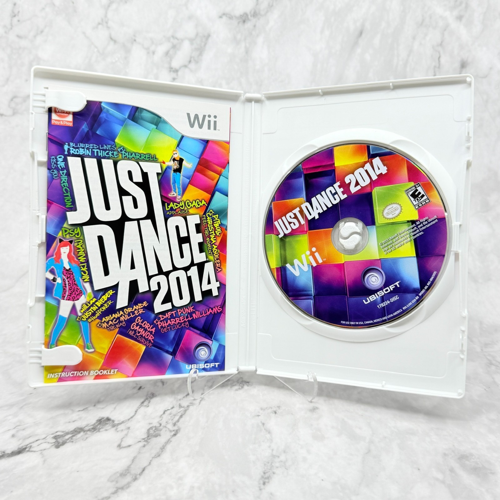 Just Dance 4 & 2014 Bundle (Nintendo Wii) Lot of 2 Games Tested & Works