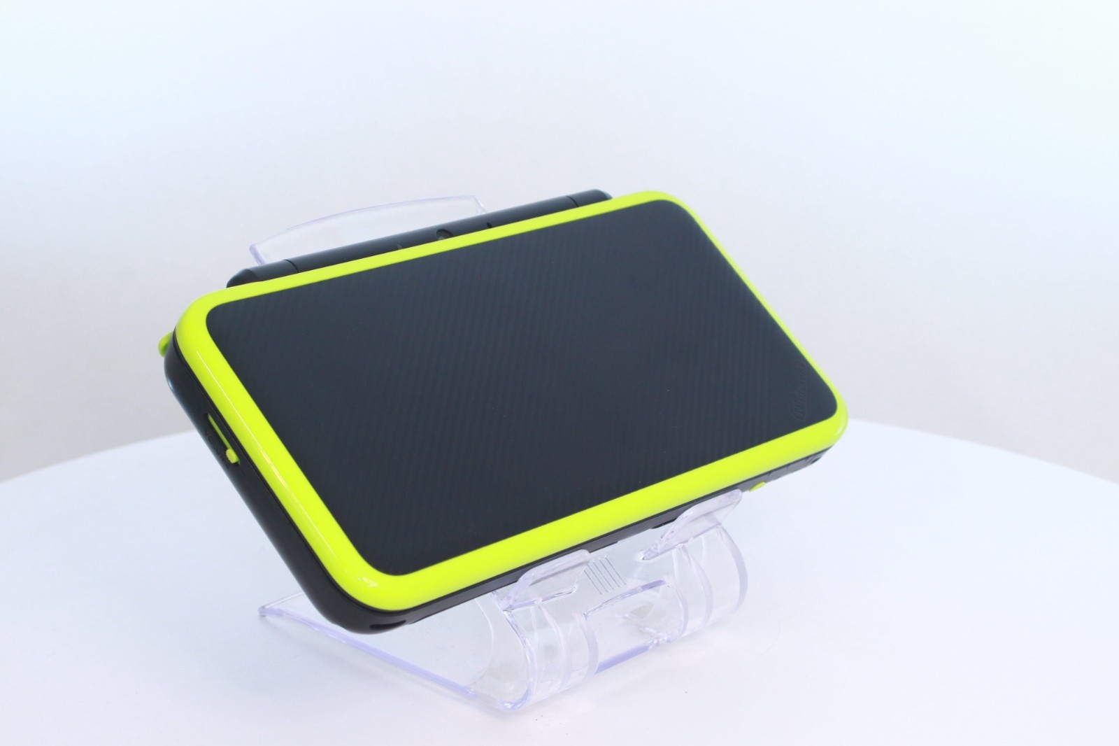 New Nintendo 2DS LL XL Lime Black [Rank :S]