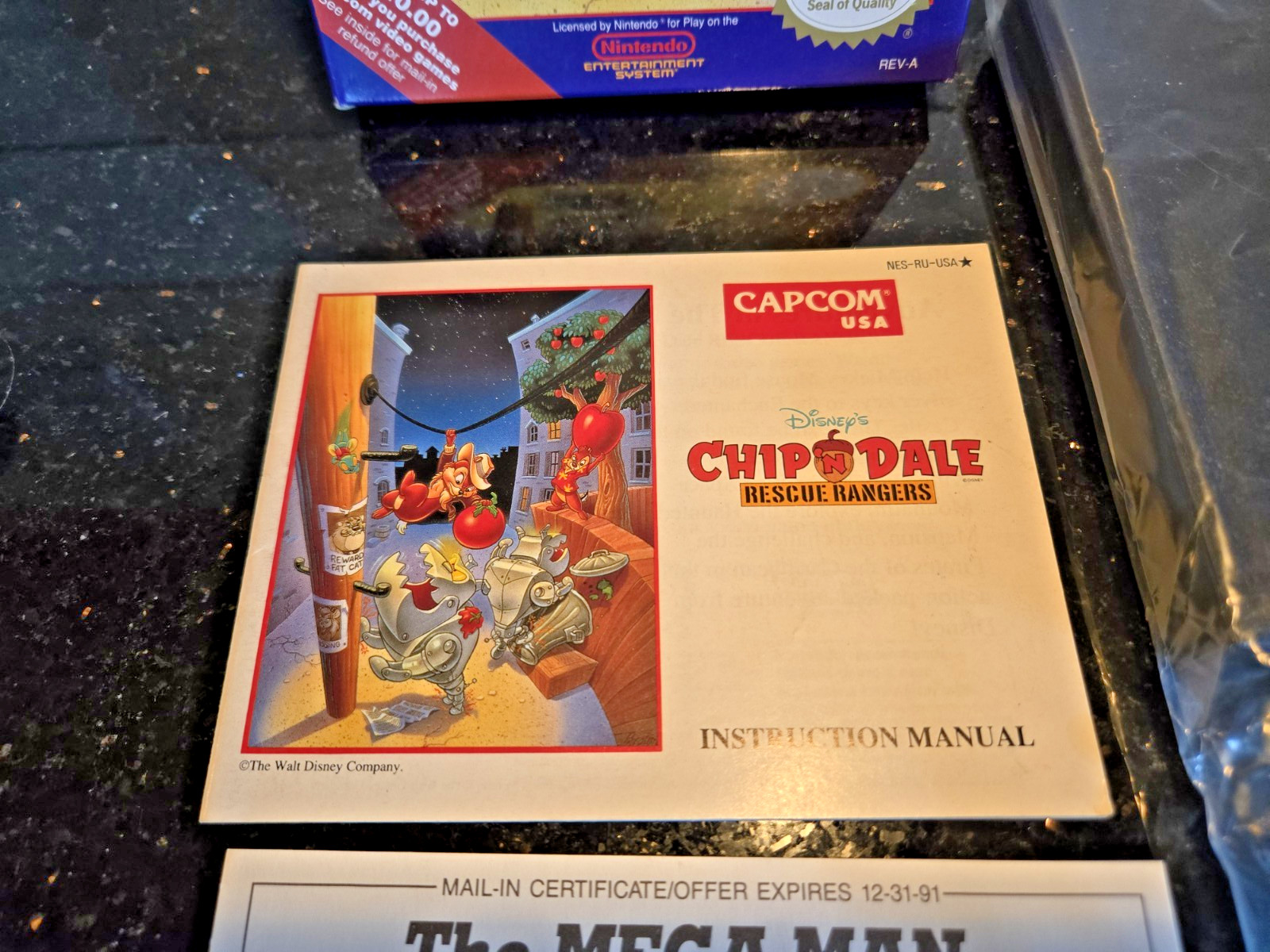 Chip ‘N Dale: Rescue Rangers complete in box Nintendo NEW OVAL SEAL #1