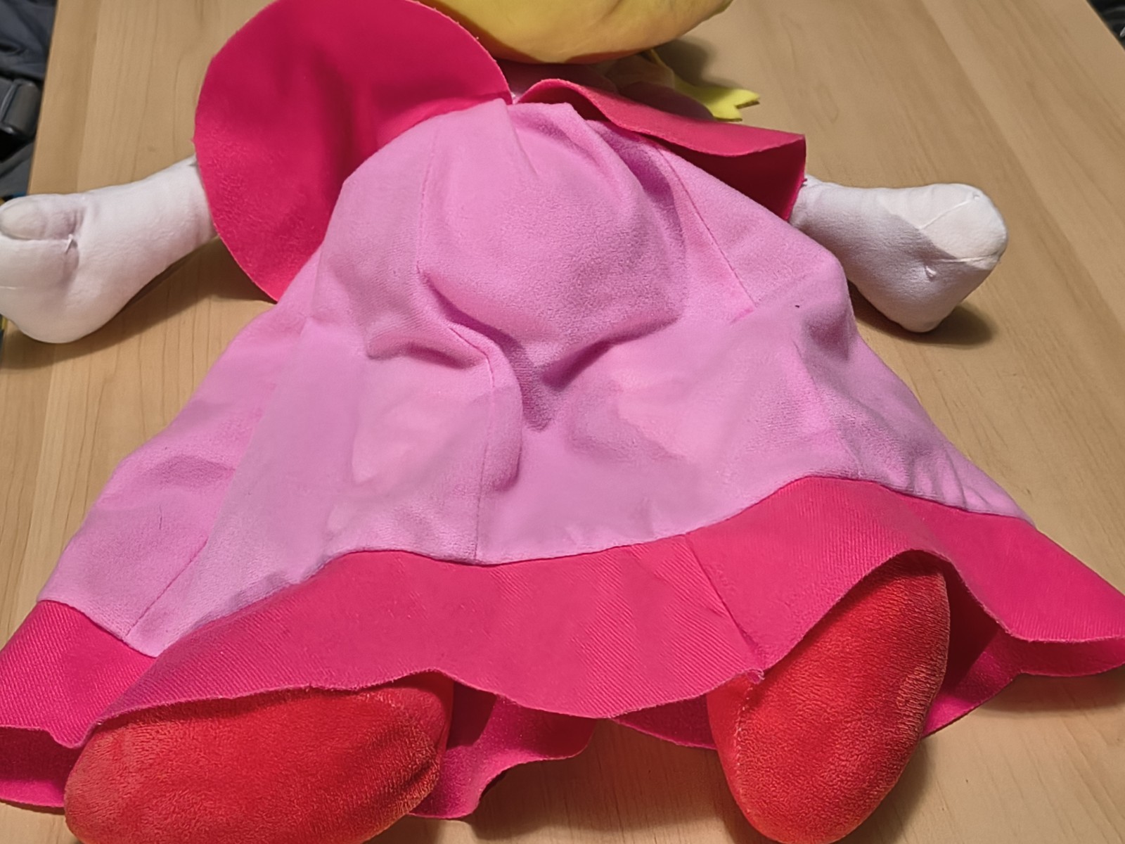 Princess Peach Plush 24 inch Super Mario Bros Nintendo Pink Dress Doll