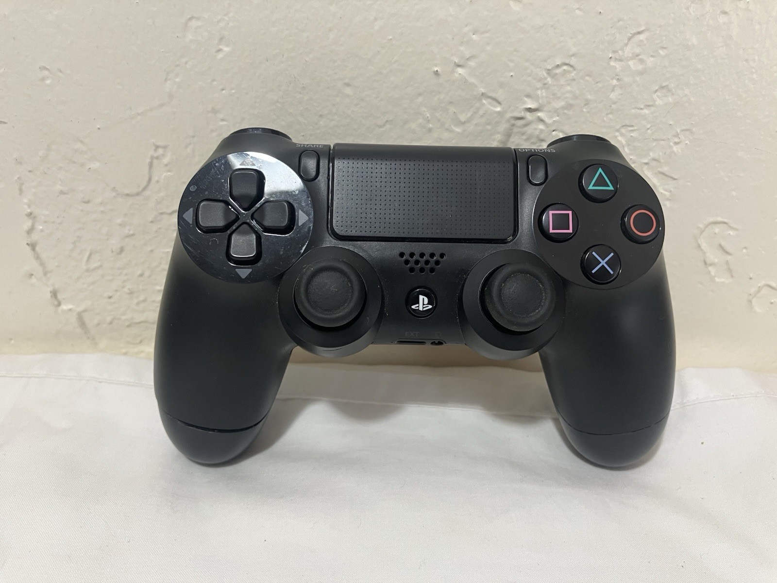 Sony Playstation 4 PS4 Console CUH-1001A CLEAN NEW THERMAL PASTE 500GB 11 Games+