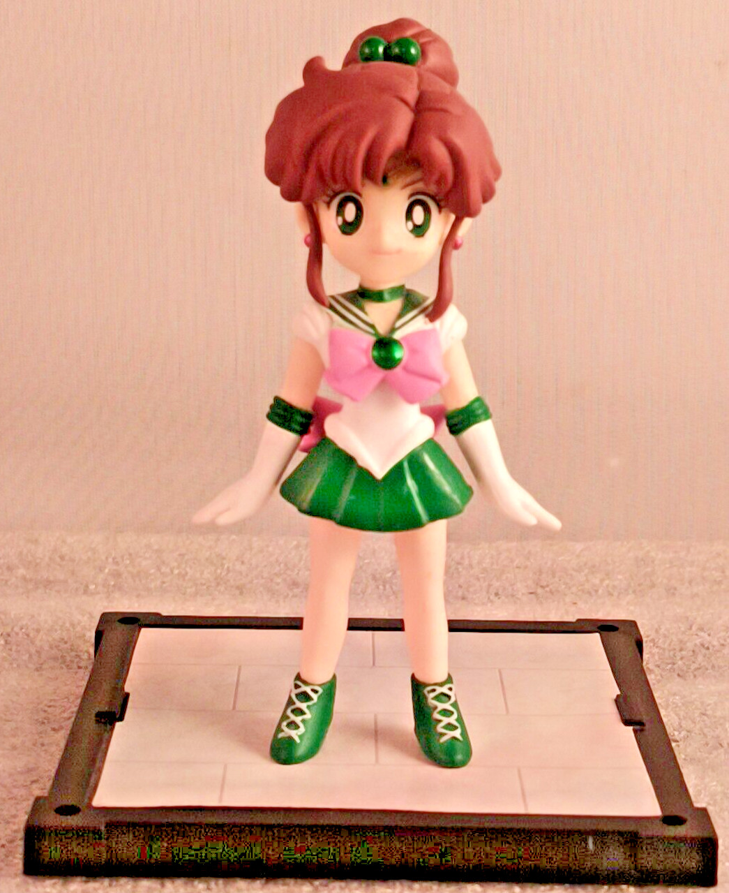 Sailor Jupiter (2015)- Guardian Sailor Moon – Figure W/ Stand