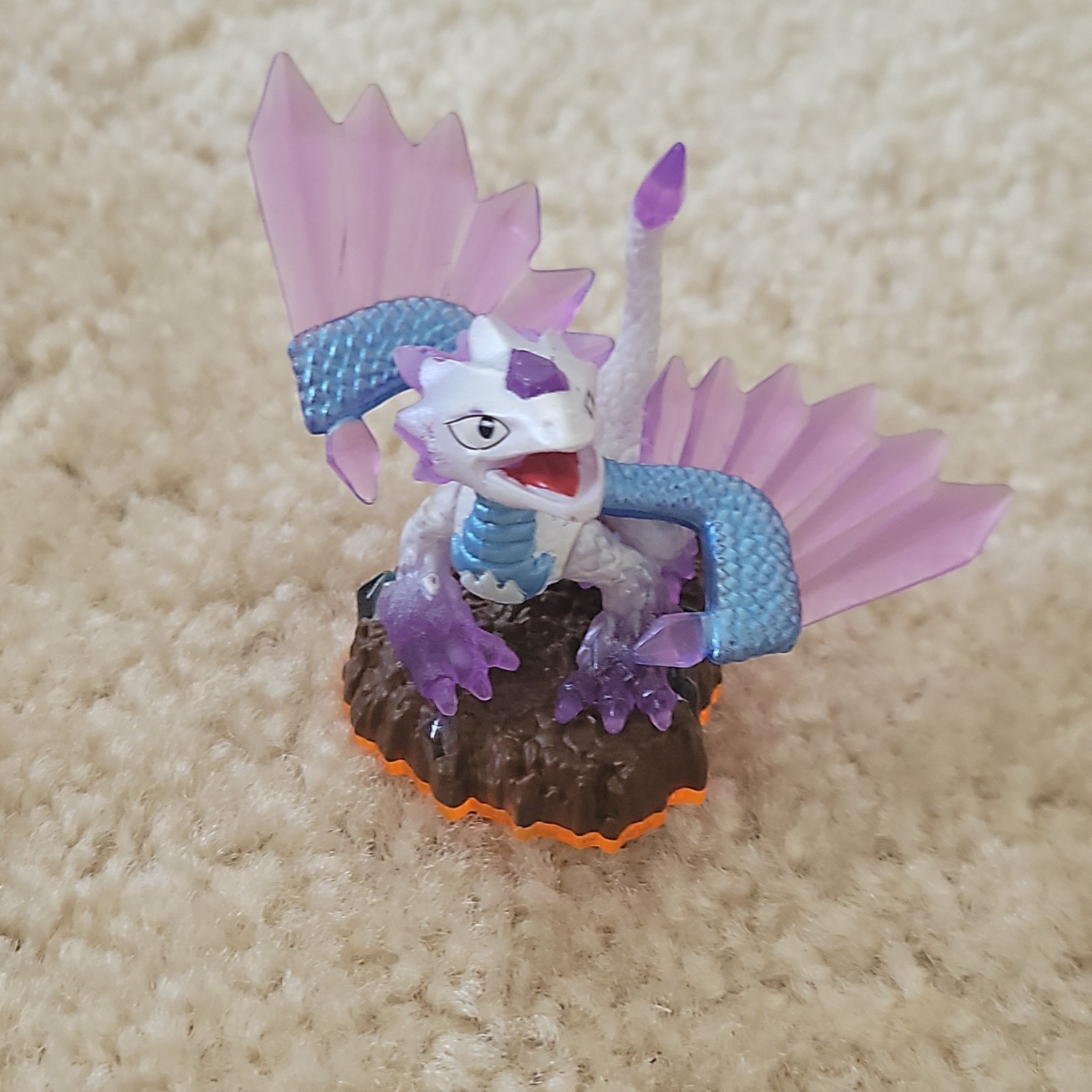 Skylanders Giants Flashwing Character Figure with Translucent Wings