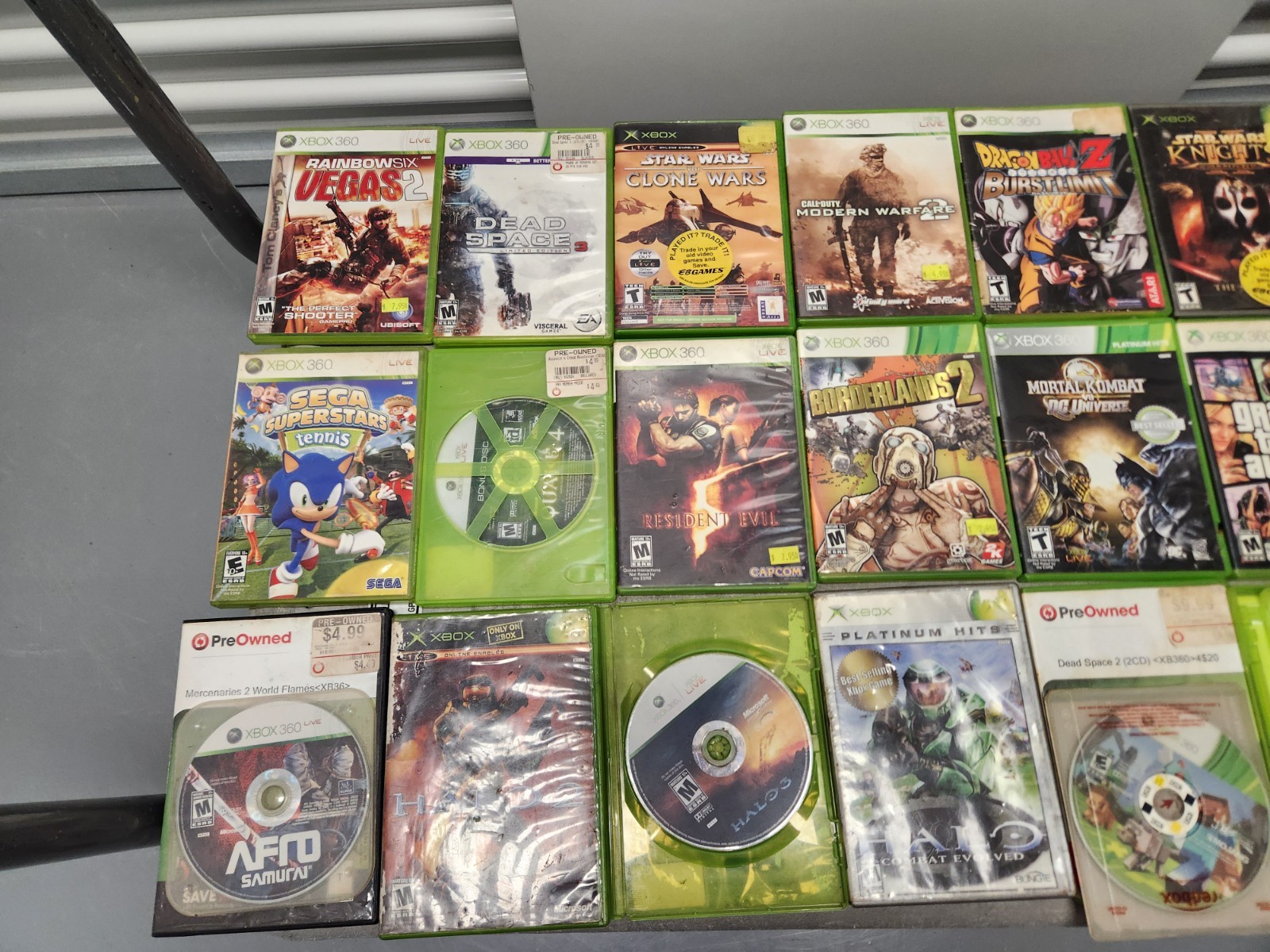 Take A Risk 30 Xbox/Xbox One Games Box Condition Varies Disc Condition Unknown