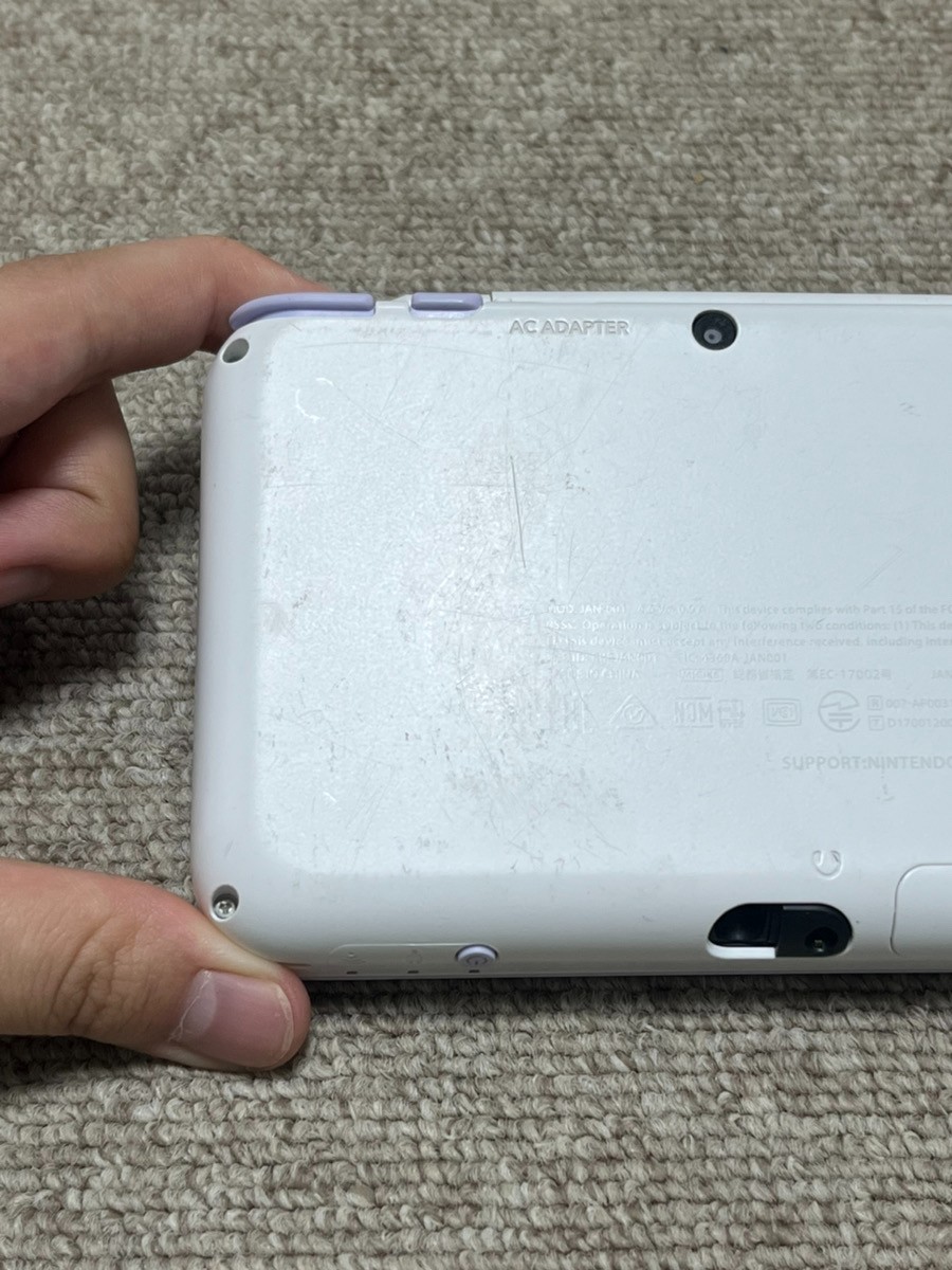 New Nintendo 2DS XL LL White lavenderr Console region Japanese B30