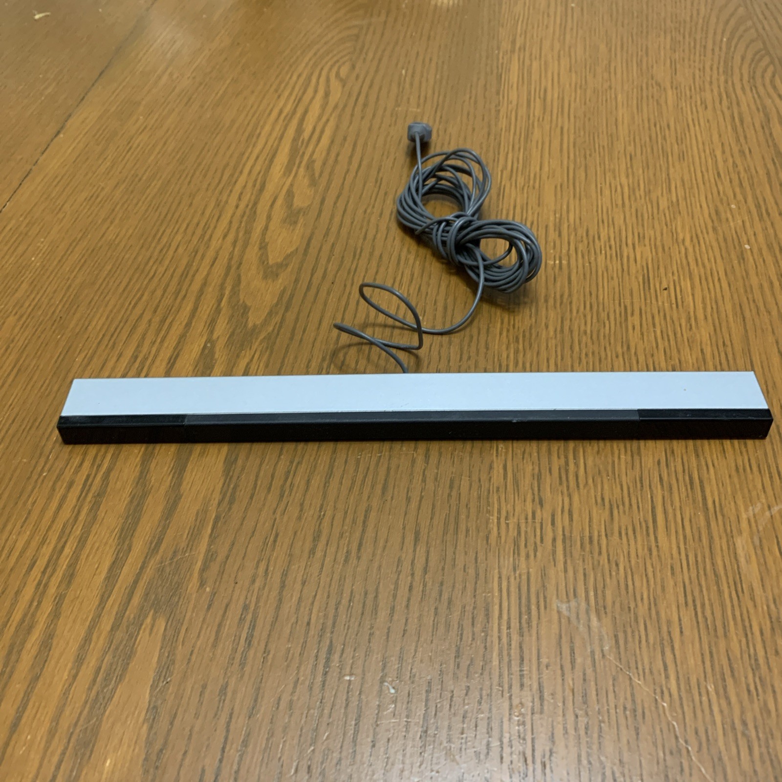 Nintendo Wii OEM Sensor Bar Wired Official RVL-014 For Wii And Wii U Very Good