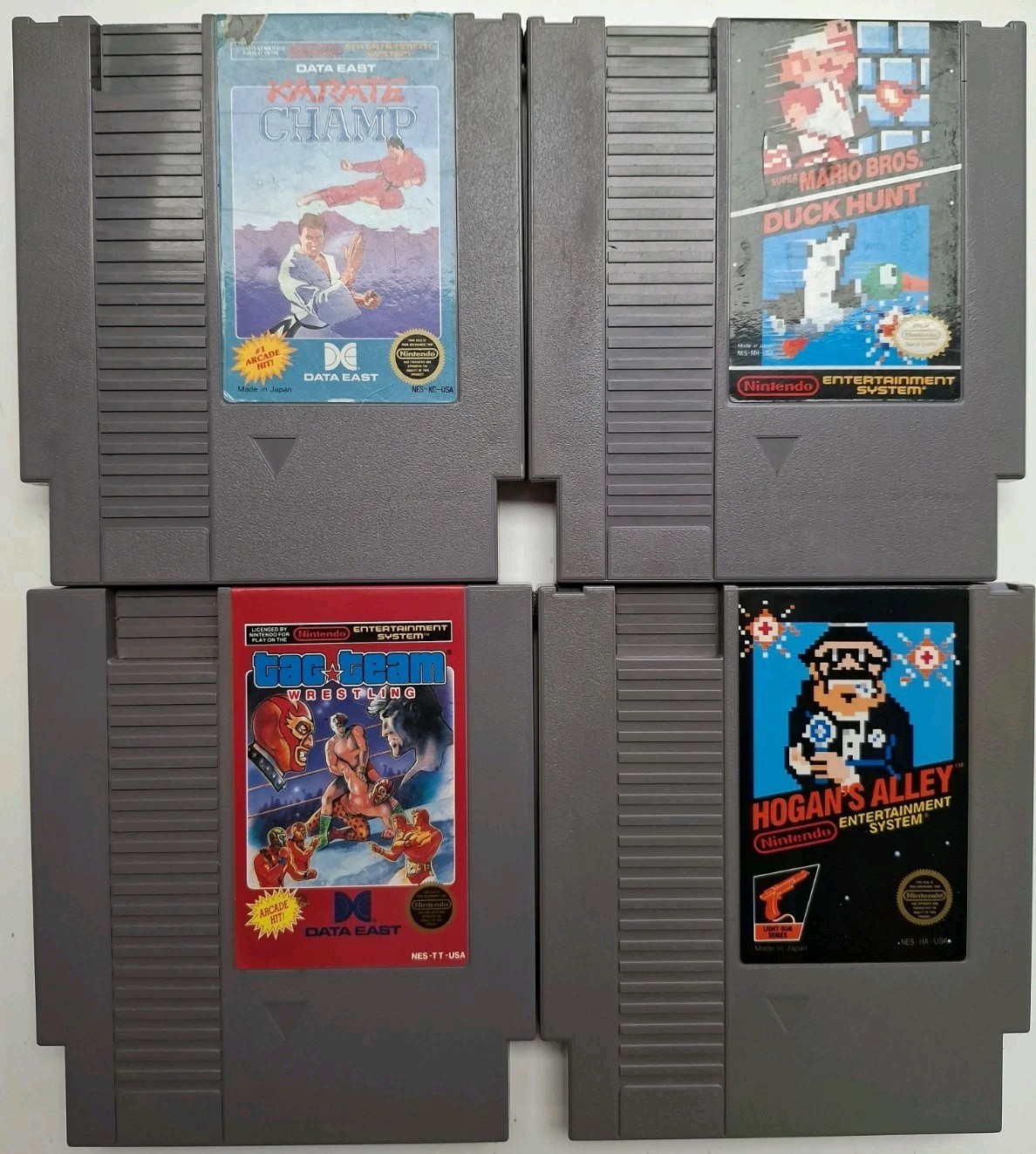 Nintendo NES Console Bundle OEM Tested Cleaned 2 Controllers Zapper Gun 4 Games