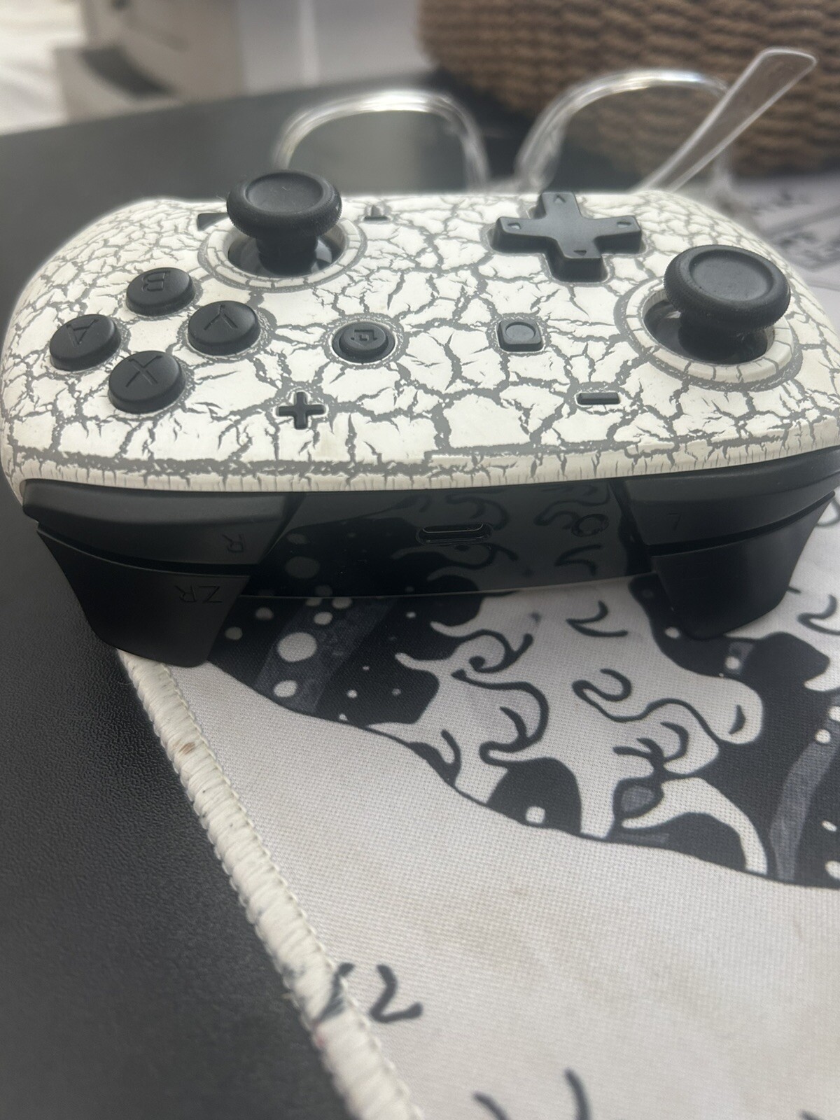 nintendo switch controller…also lights up