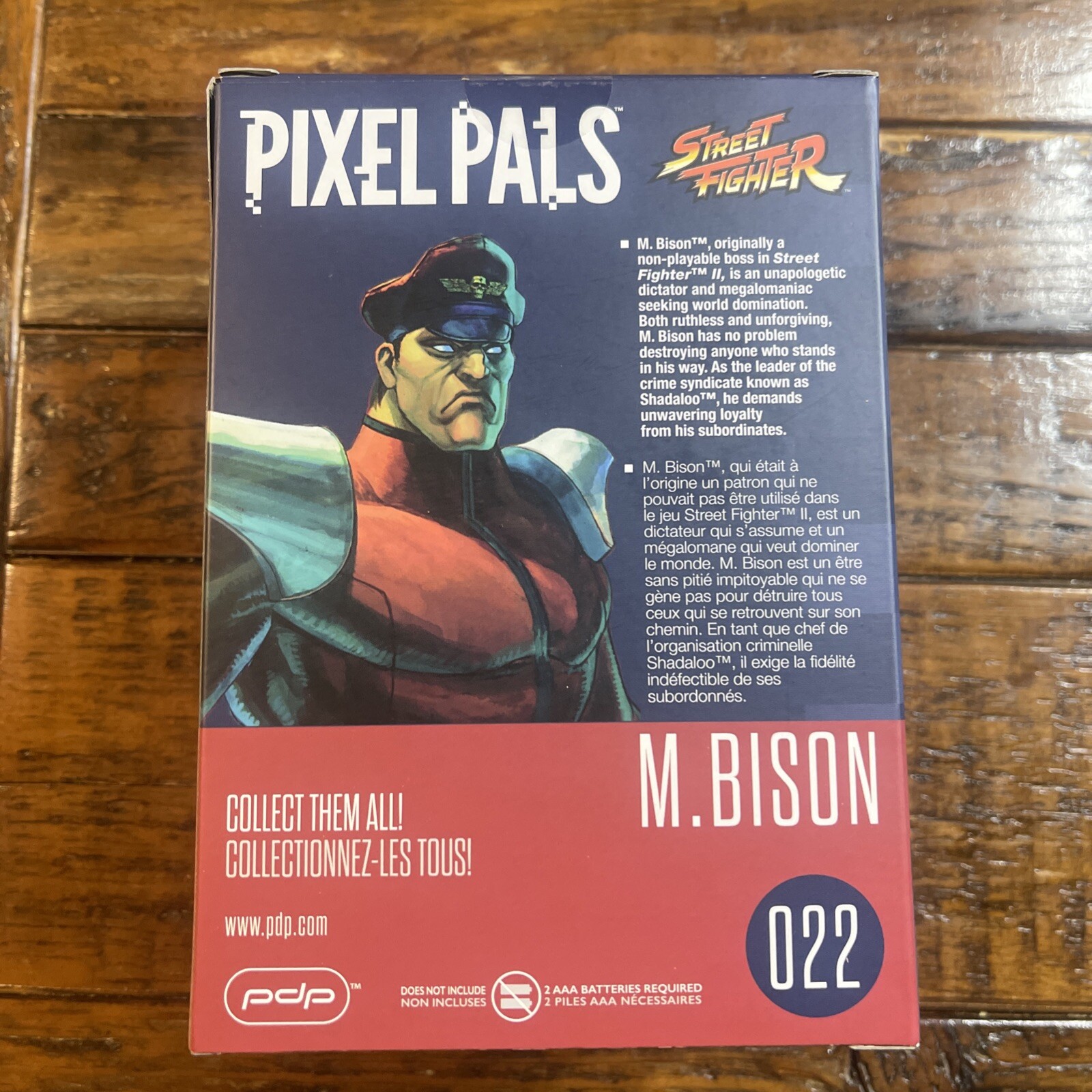 PIXEL PALS LIGHT UP COLLECTIBLE FIGURES M. BISON STREET FIGHTER NEW SEALED
