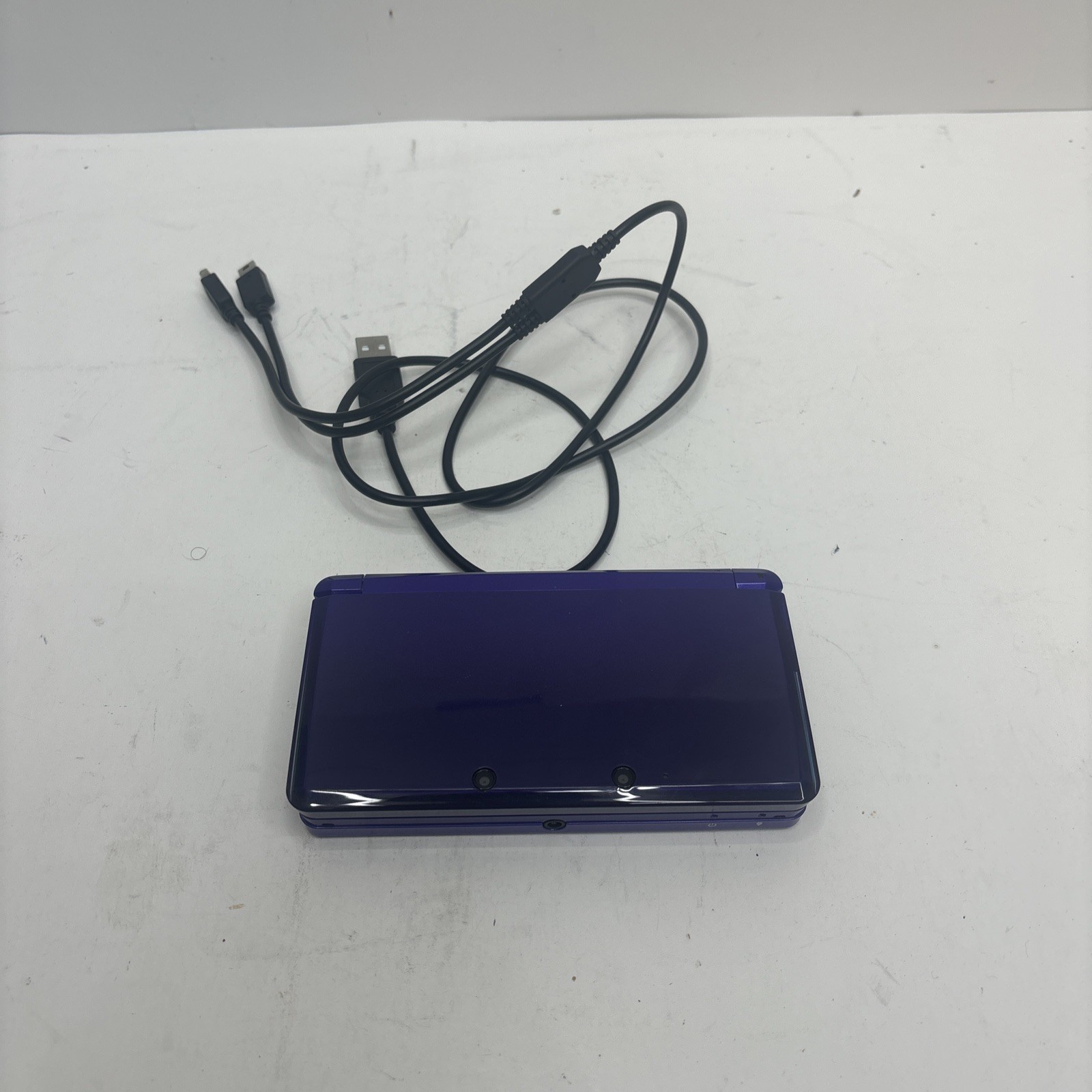 USA Version Nintendo Tested Midnight Purple W/ 2Gb SD Card & Charger No Stylus