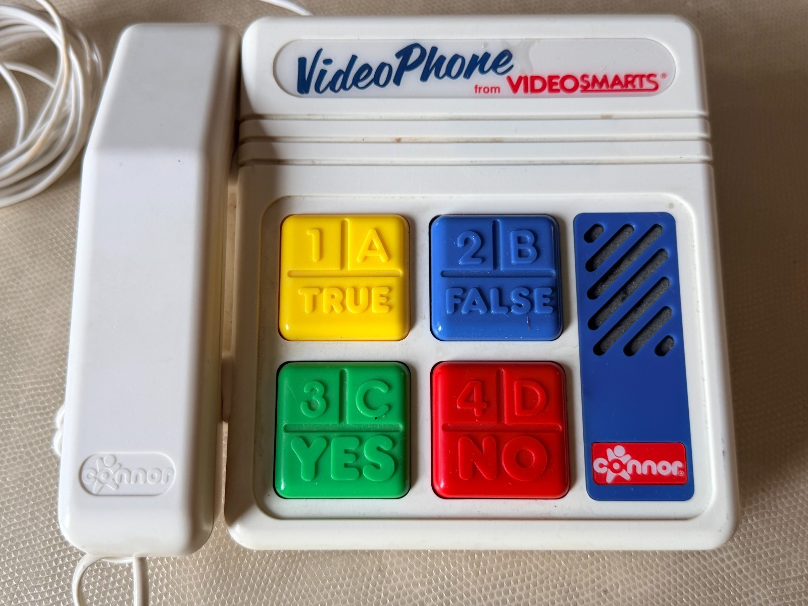 Vintage 1989 Connor Toy Video Phone from Videosmarts with 5 VHS Tapes – UNTESTED