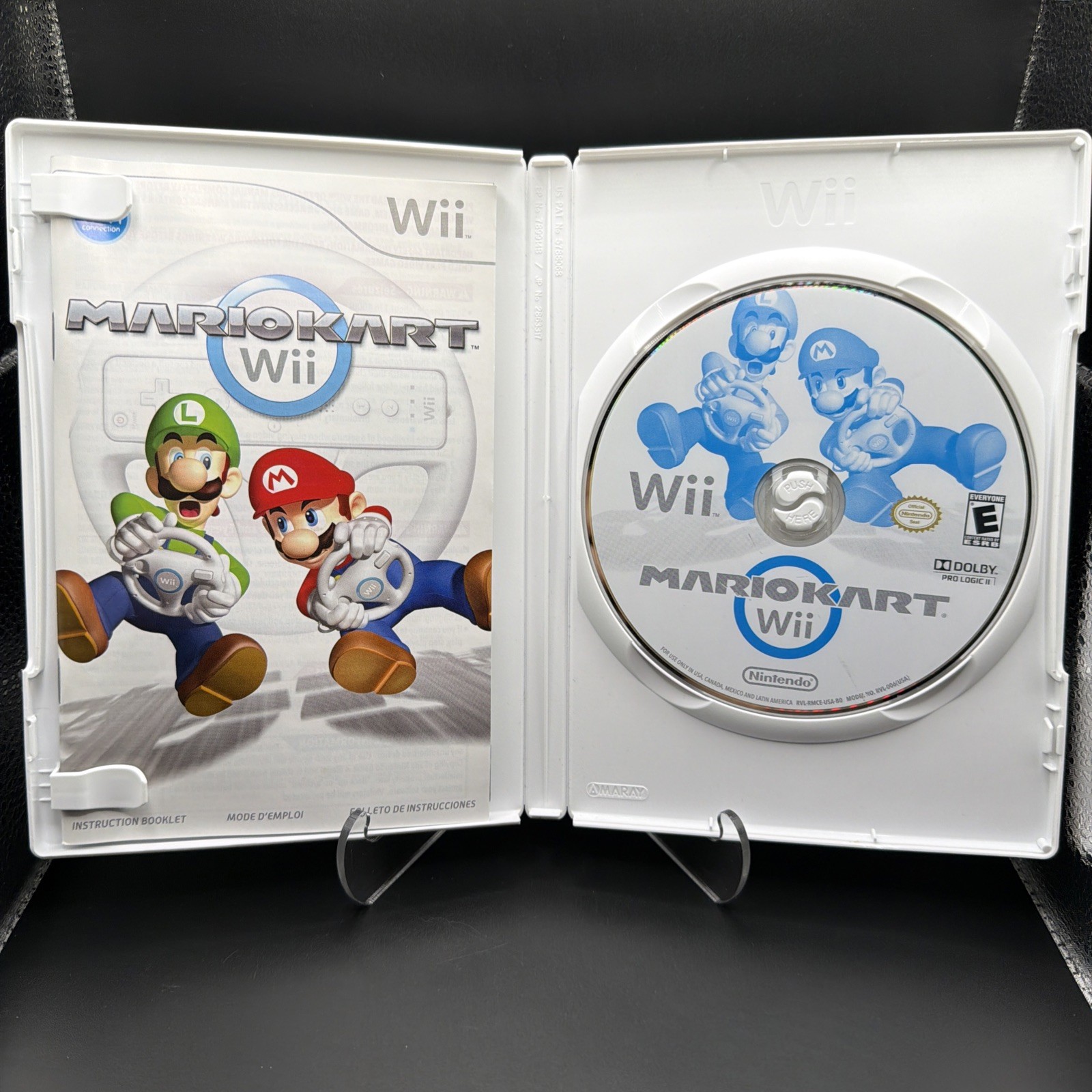 Mario Kart Wii (Nintendo Wii, 2008) Complete with Manual CIB Tested