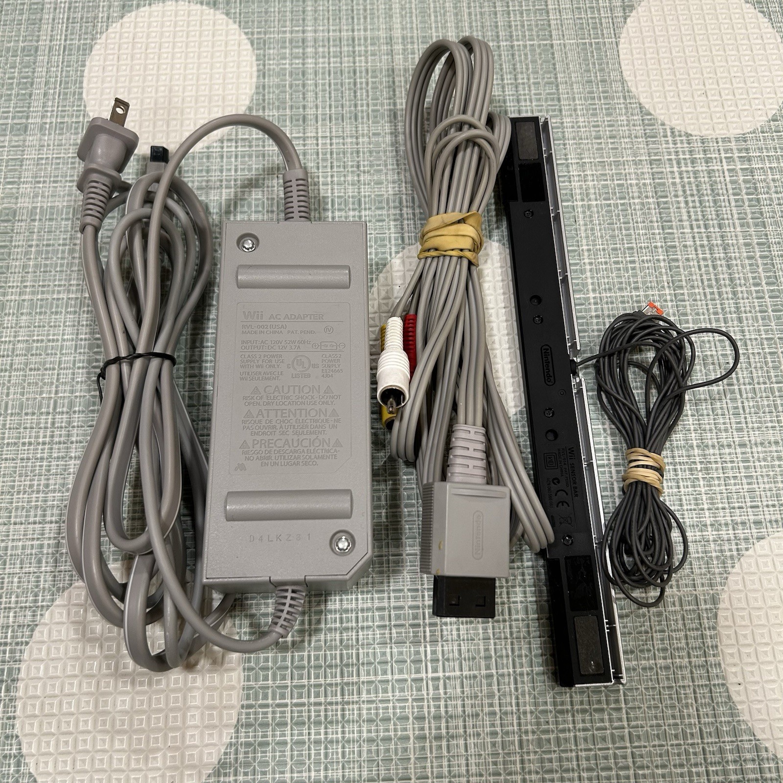 Nintendo Wii OEM Cord Bundle – Power Cord + AV Cable + Sensor Bar Genuine TESTED