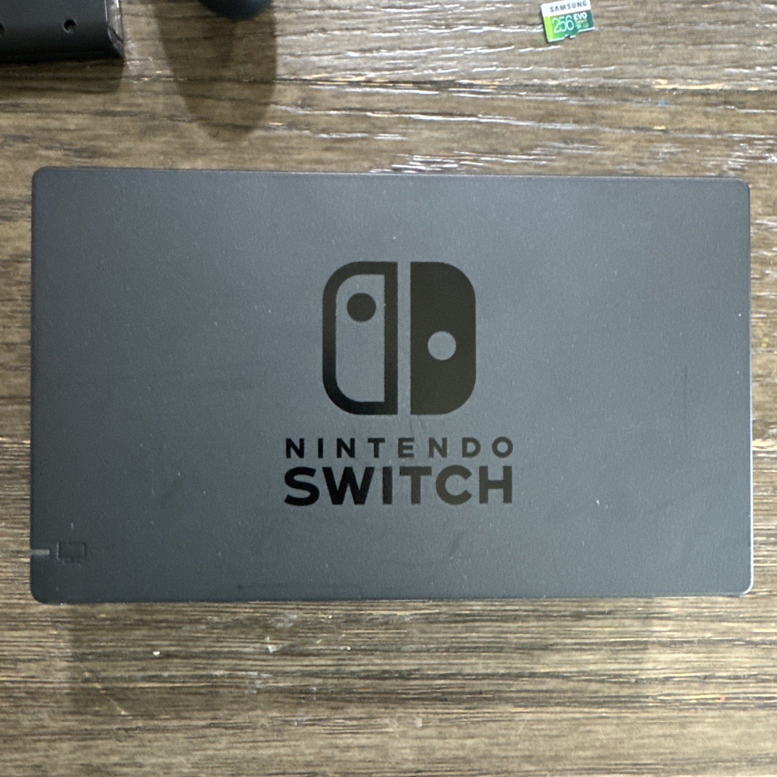 Nintendo Switch Console 1st Gen Bundle 3 Games + Accessories + 256gb SD Card
