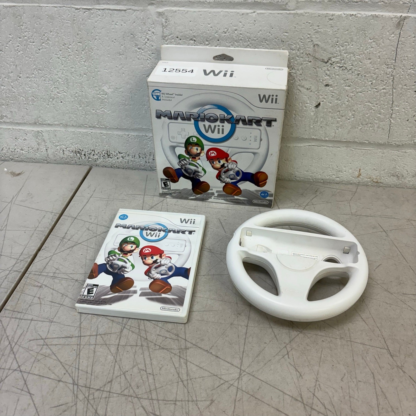 Mario Kart Wii Complete With Big Box And Wheel – Nintendo Wii (2008) Pre Owned
