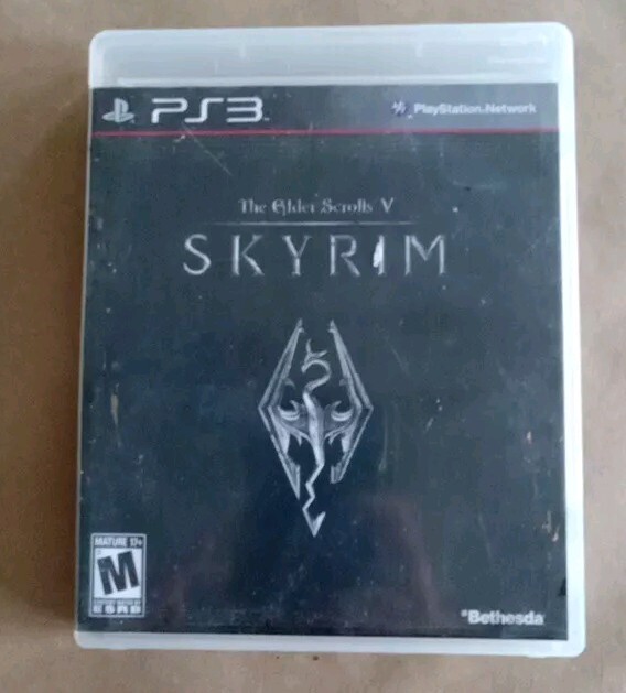 PS3: The Elder Scrolls V: Skyrim With Manual And Map