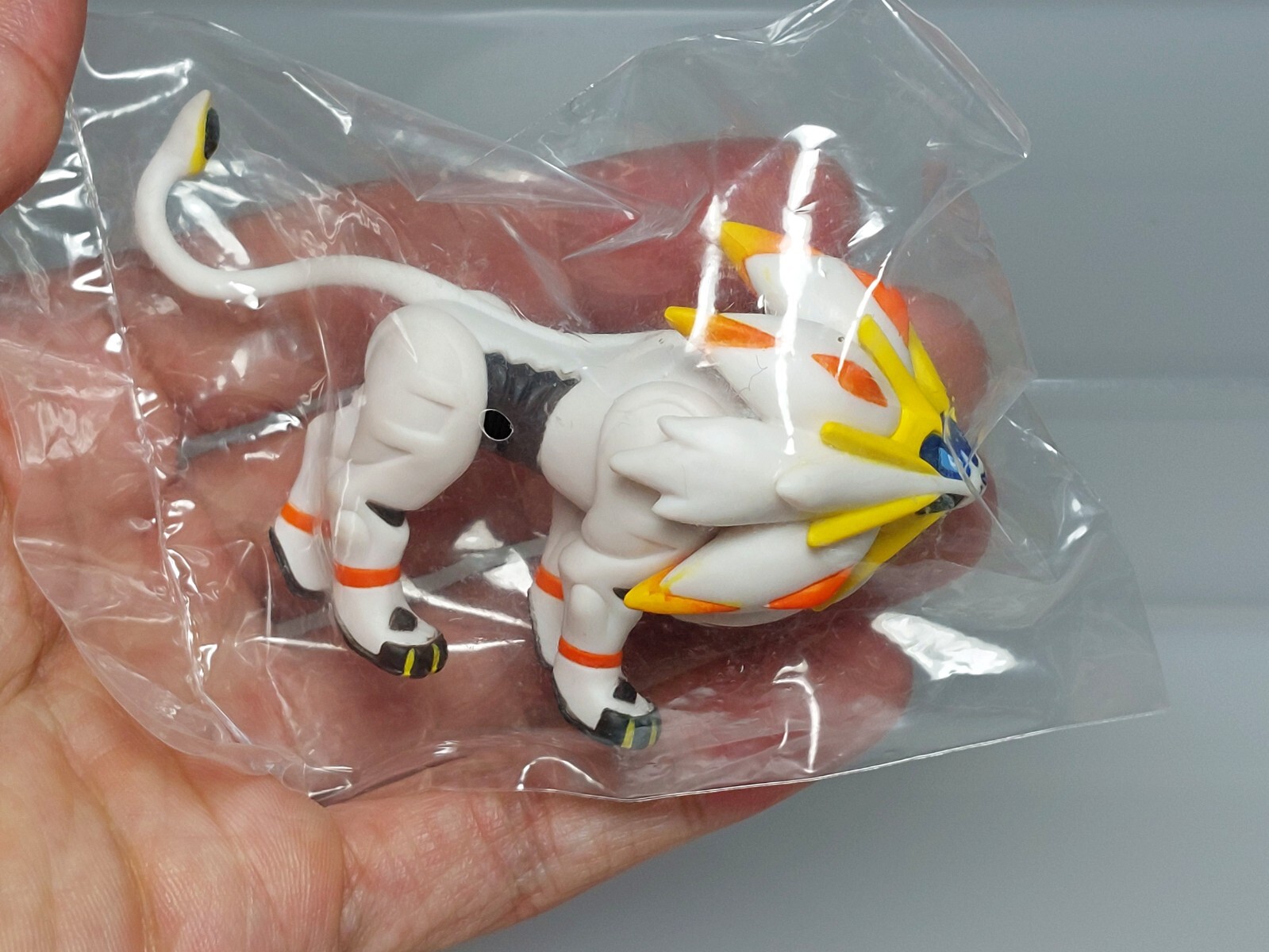 Pokemon Center Japan 2016 Preorder Bonus Lunala Solgaleo Figure 1.7-2.6in